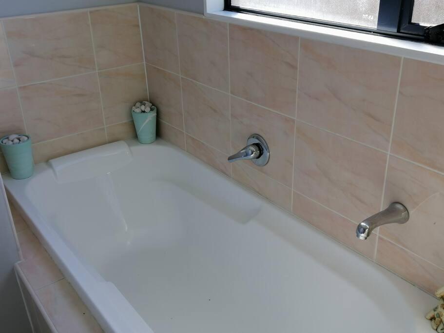 Double With Shared Bathroom Homestay *