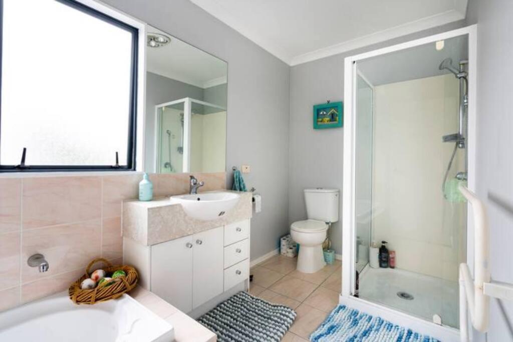 Double With Shared Bathroom *