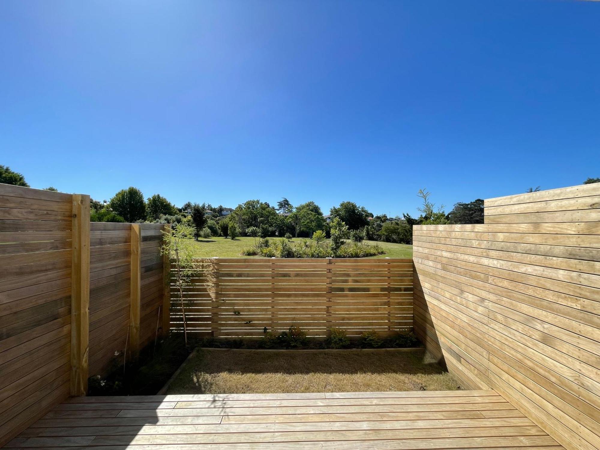 Modern By The Reserve Holiday home