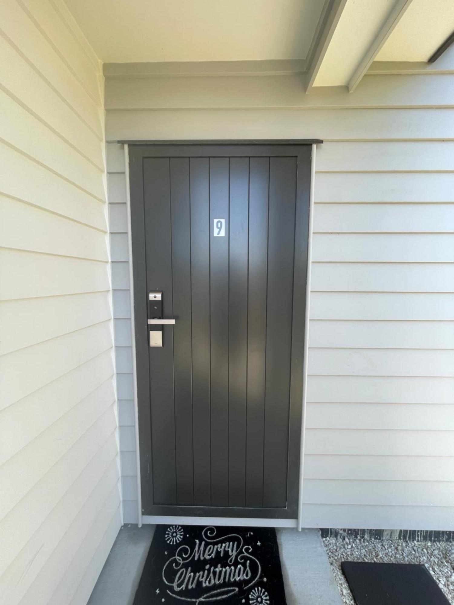 Holiday home Modern By The Reserve Auckland