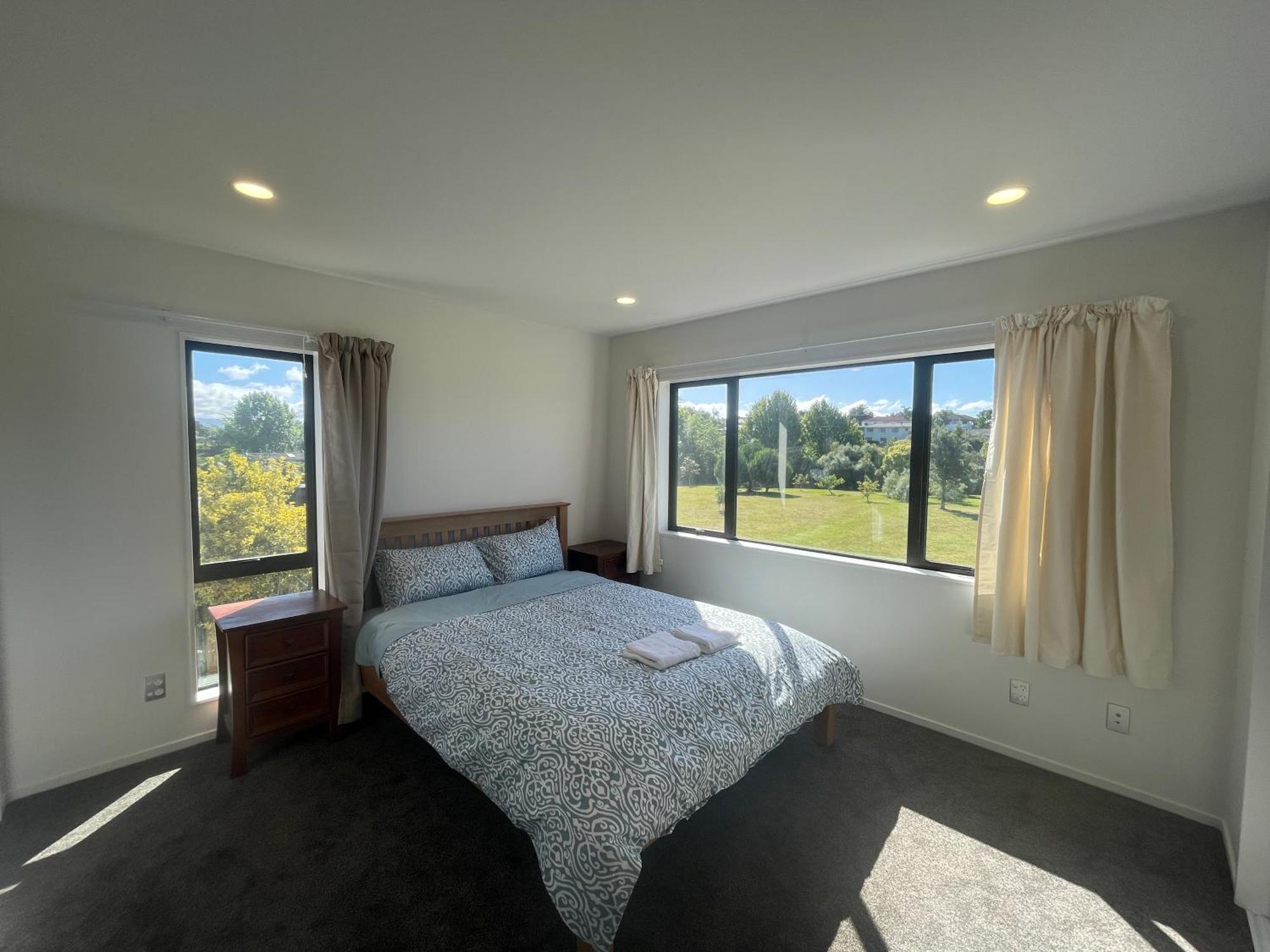 Holiday home Modern By The Reserve