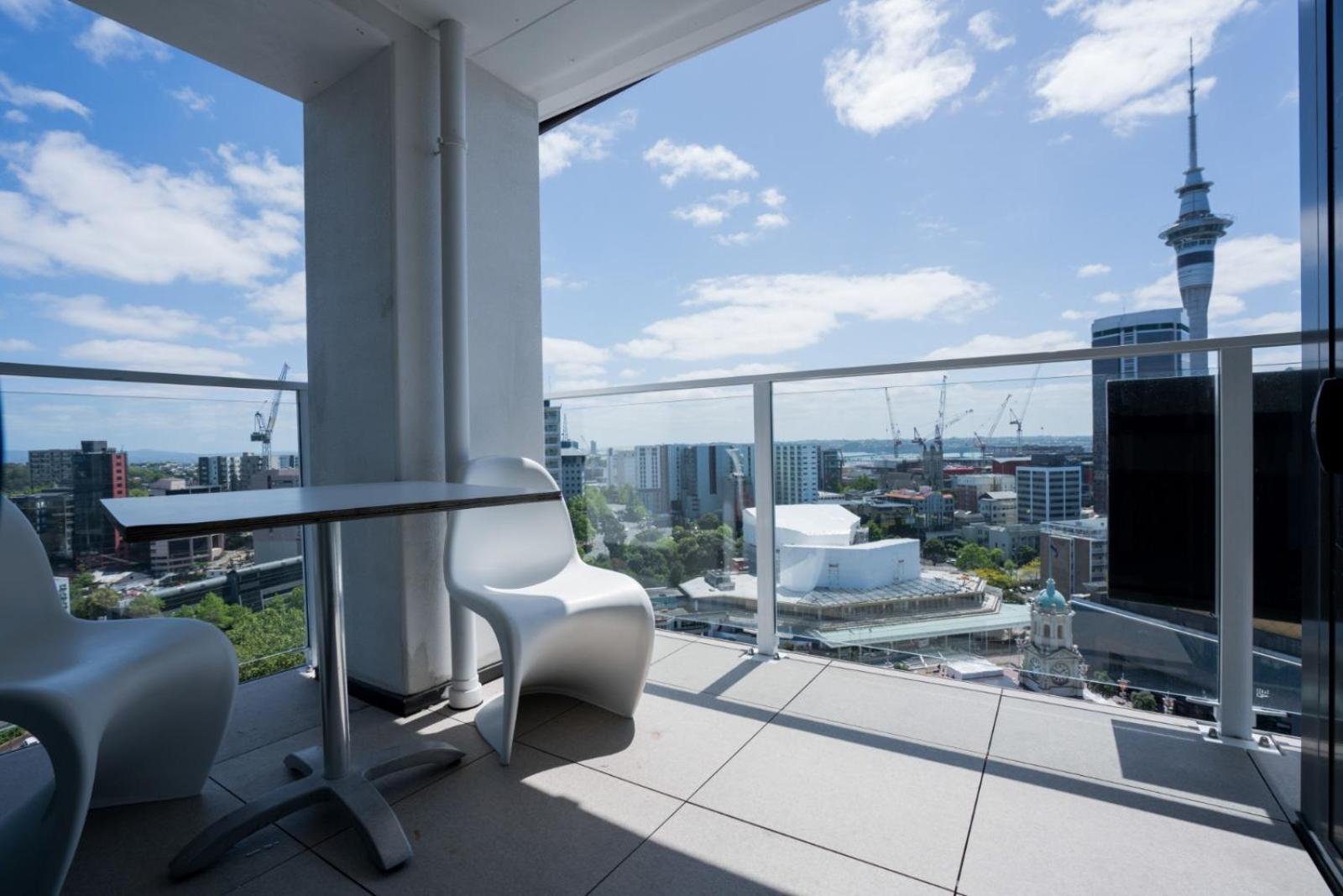 Amazing Skytower View 2 Bedroom 2 Bathroom