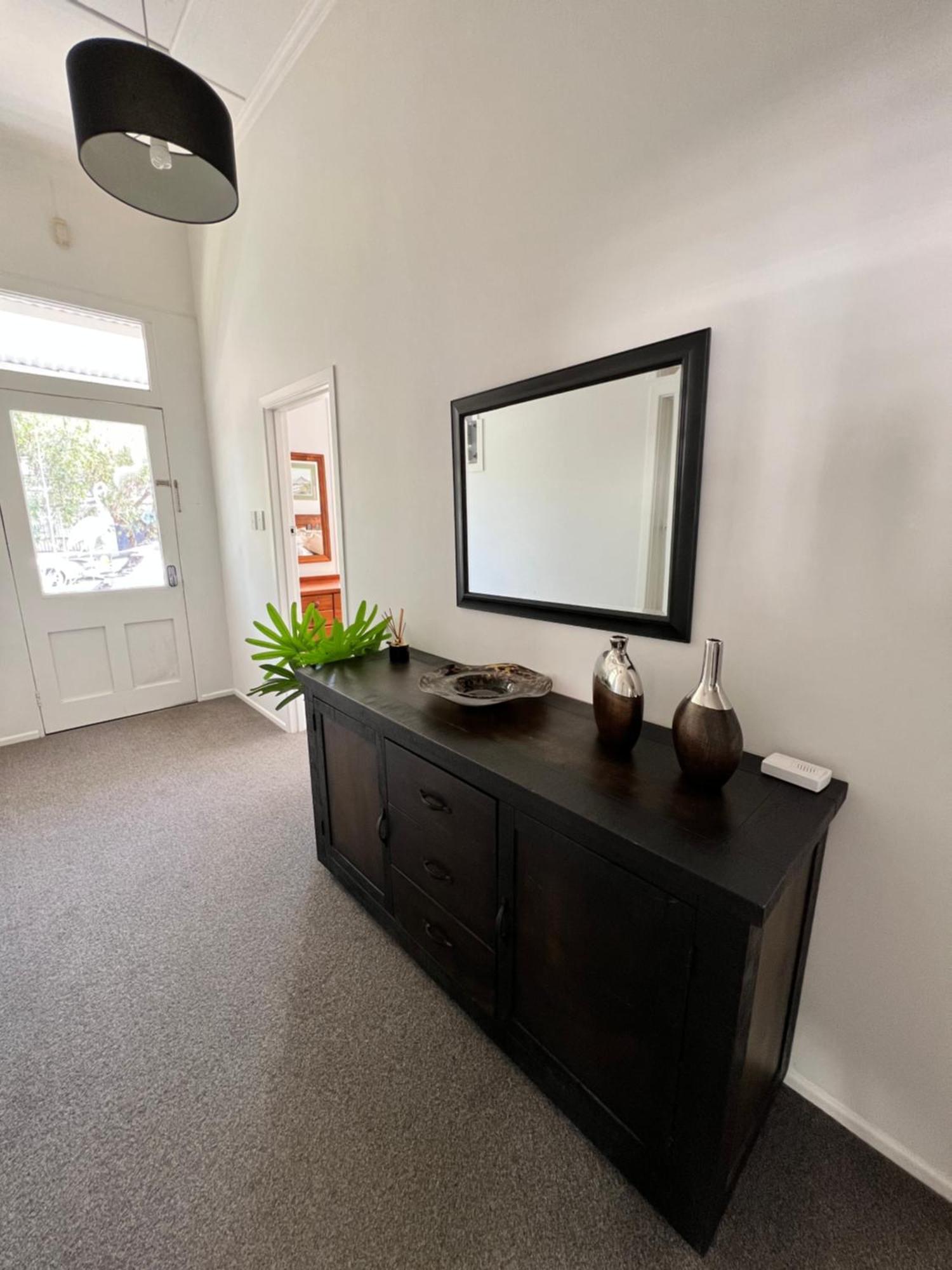 Eden Park House Homestay