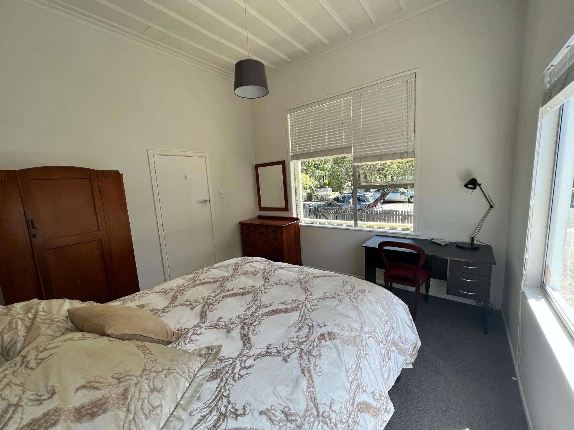 Eden Park House Homestay