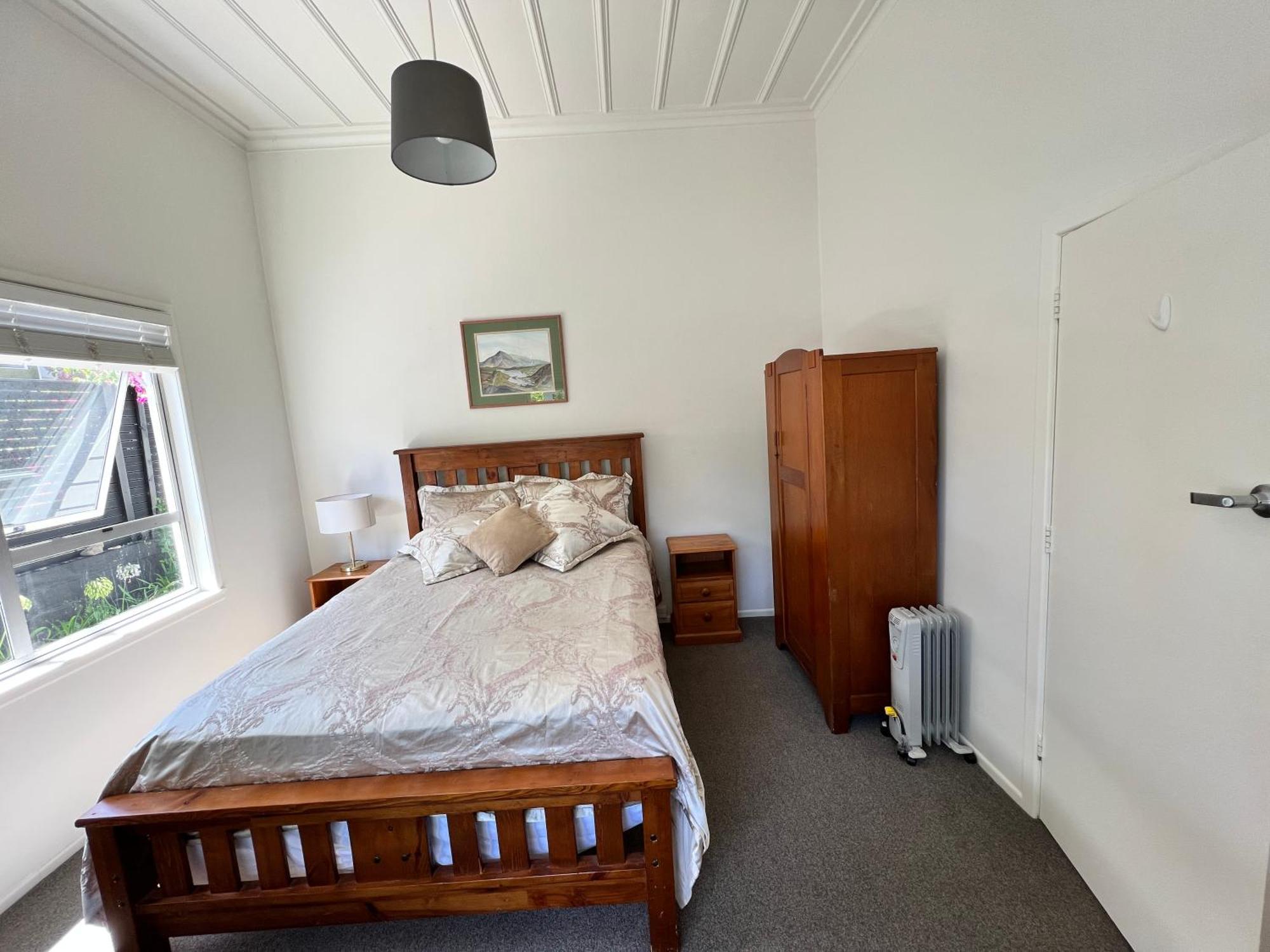 Homestay Eden Park House