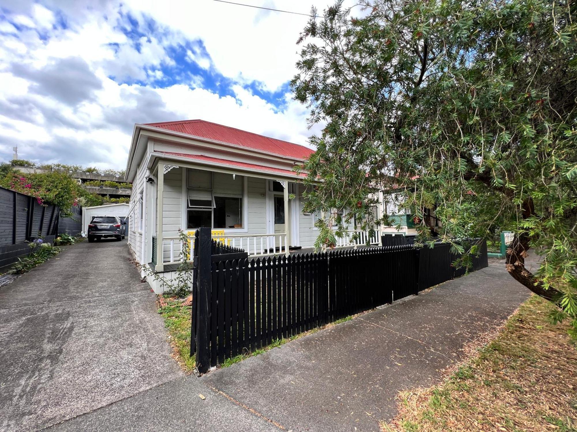 Eden Park House *