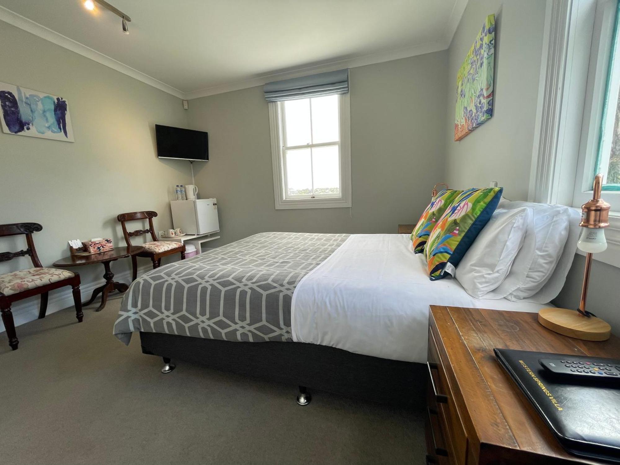 Western Springs To Central Heritage Guest house Auckland