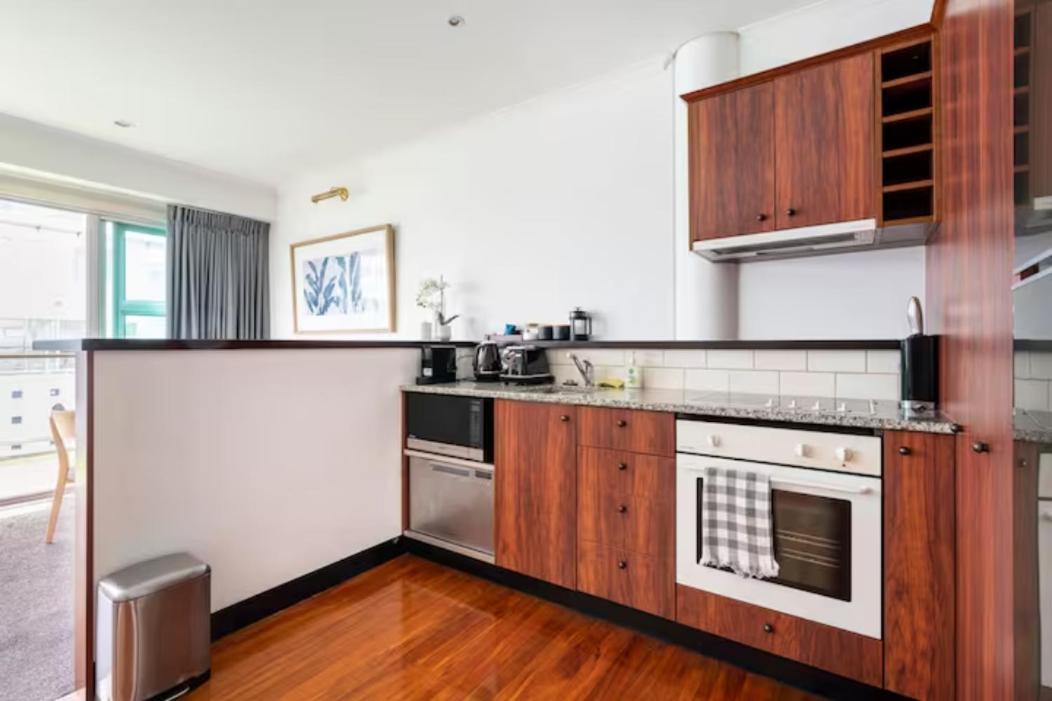 Apartment Luxury Hideaway On Princes Wharf *
