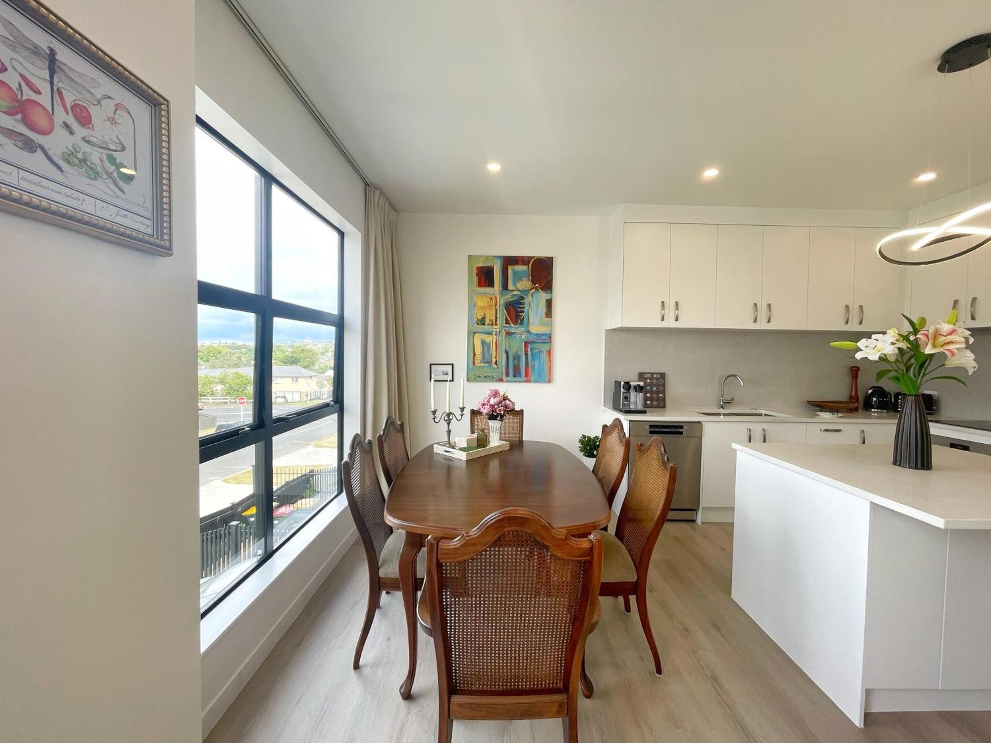 Your Modern In Sandringham, Close To City, Heat Pumps, Netflix, Parking Holiday home