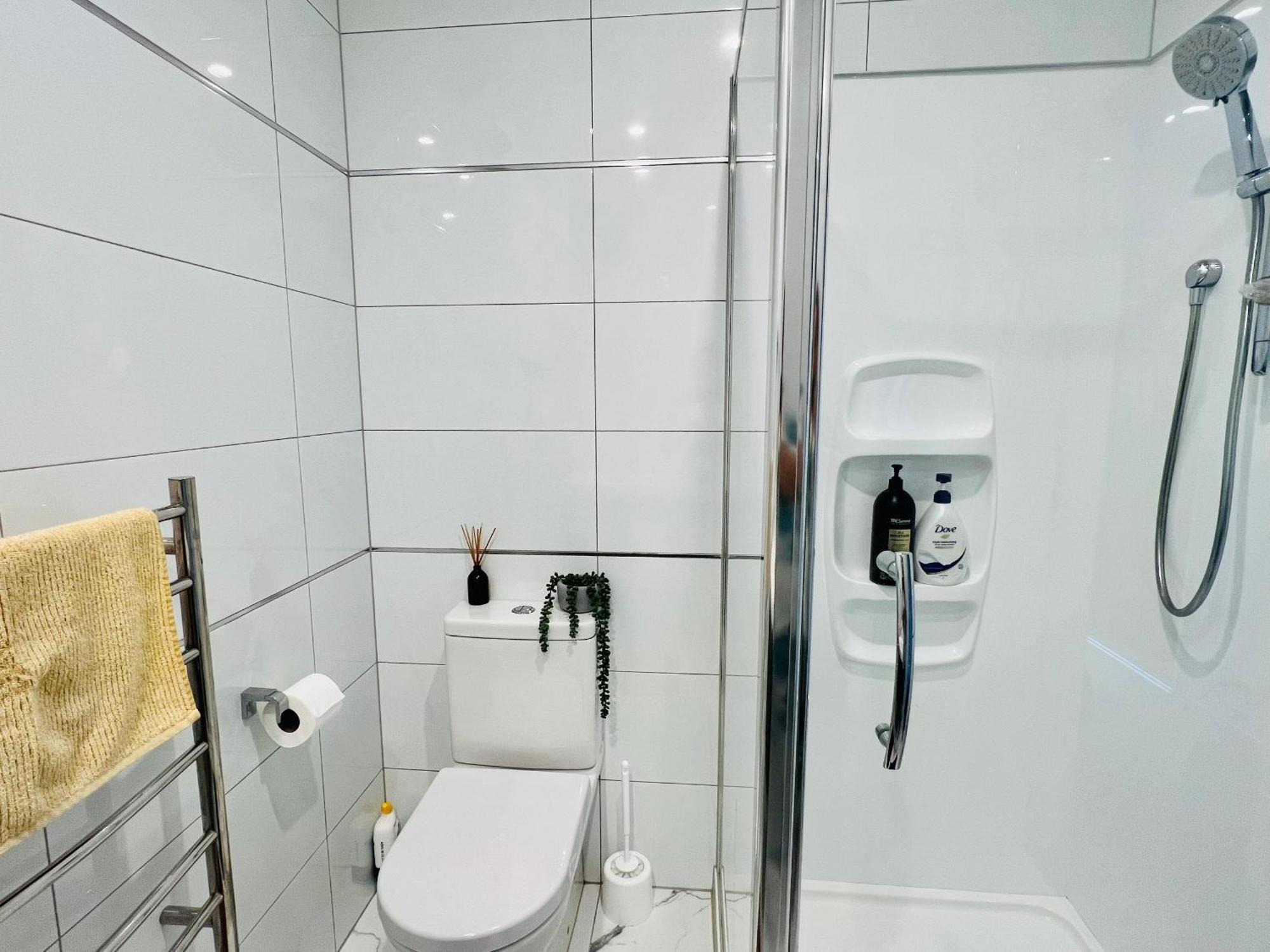 Ln In Flat Bush Homestay