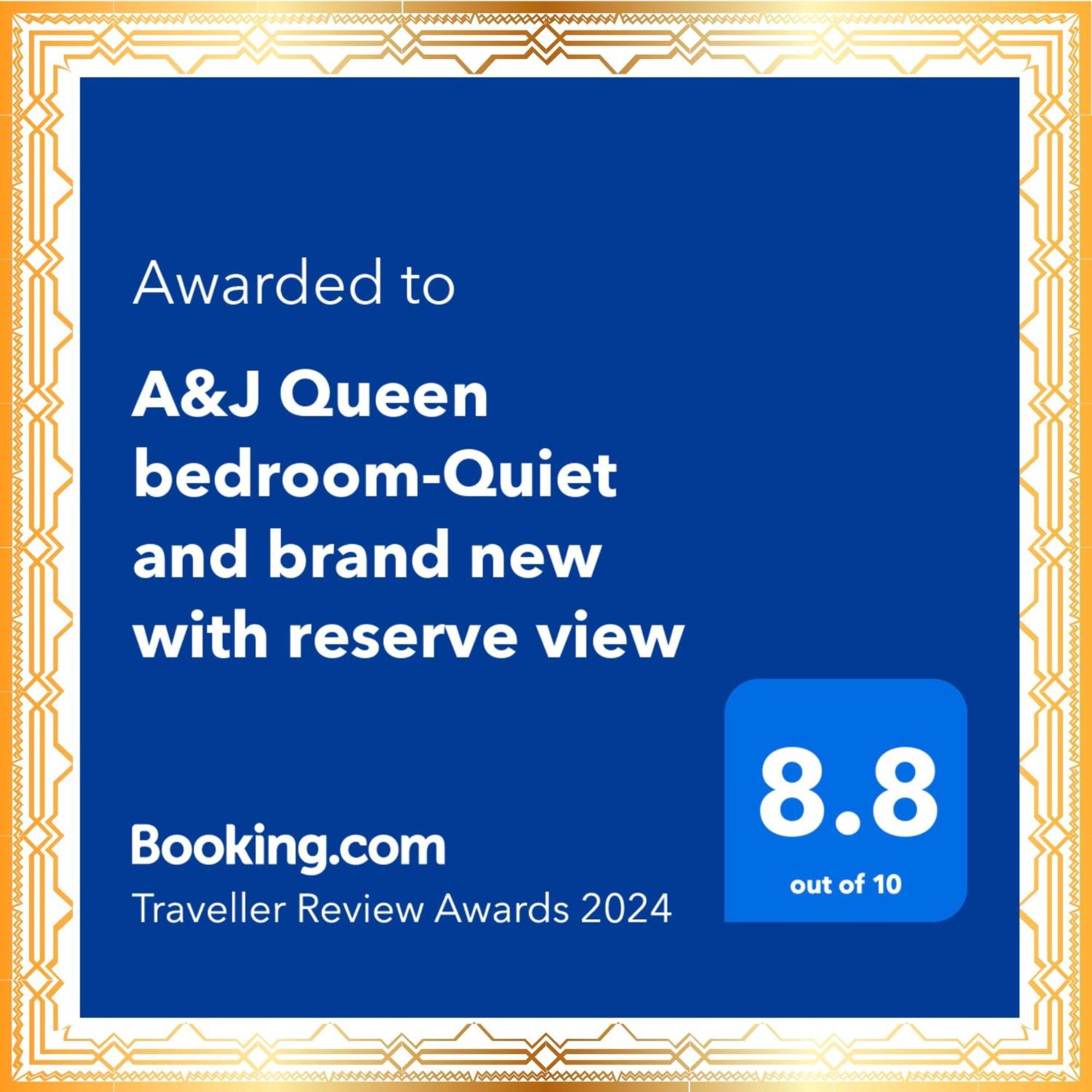 Homestay A&j Queen Bedroom-quiet And Brand New With Reserve View Auckland