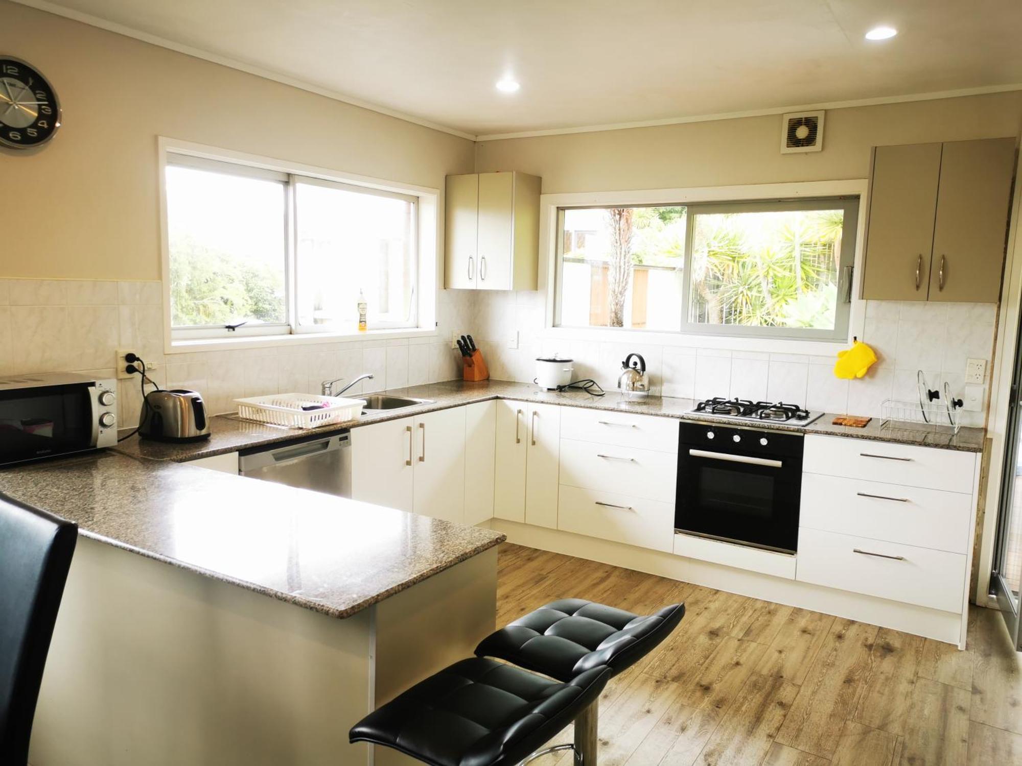 Sunshine Hillcrest Homestay Auckland