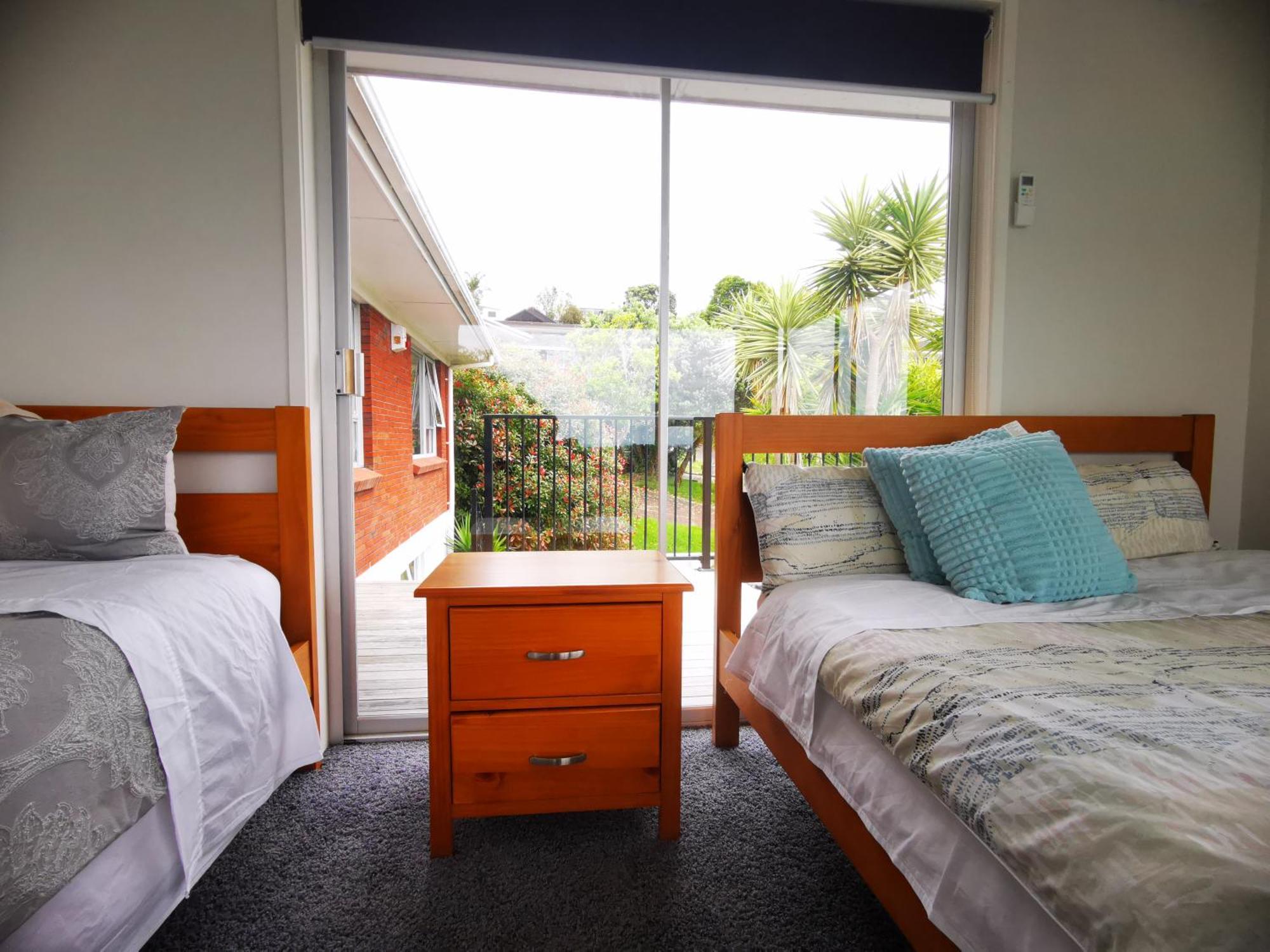 Sunshine Hillcrest Homestay Auckland