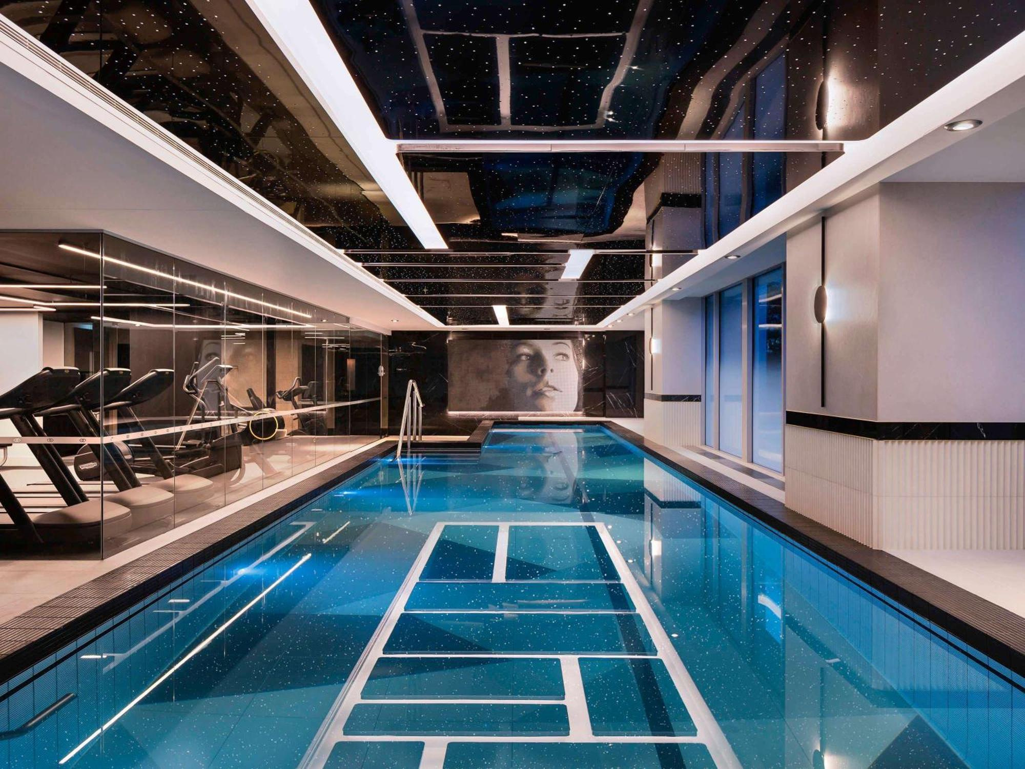 Sofitel Viaduct Harbour Hotel 5*