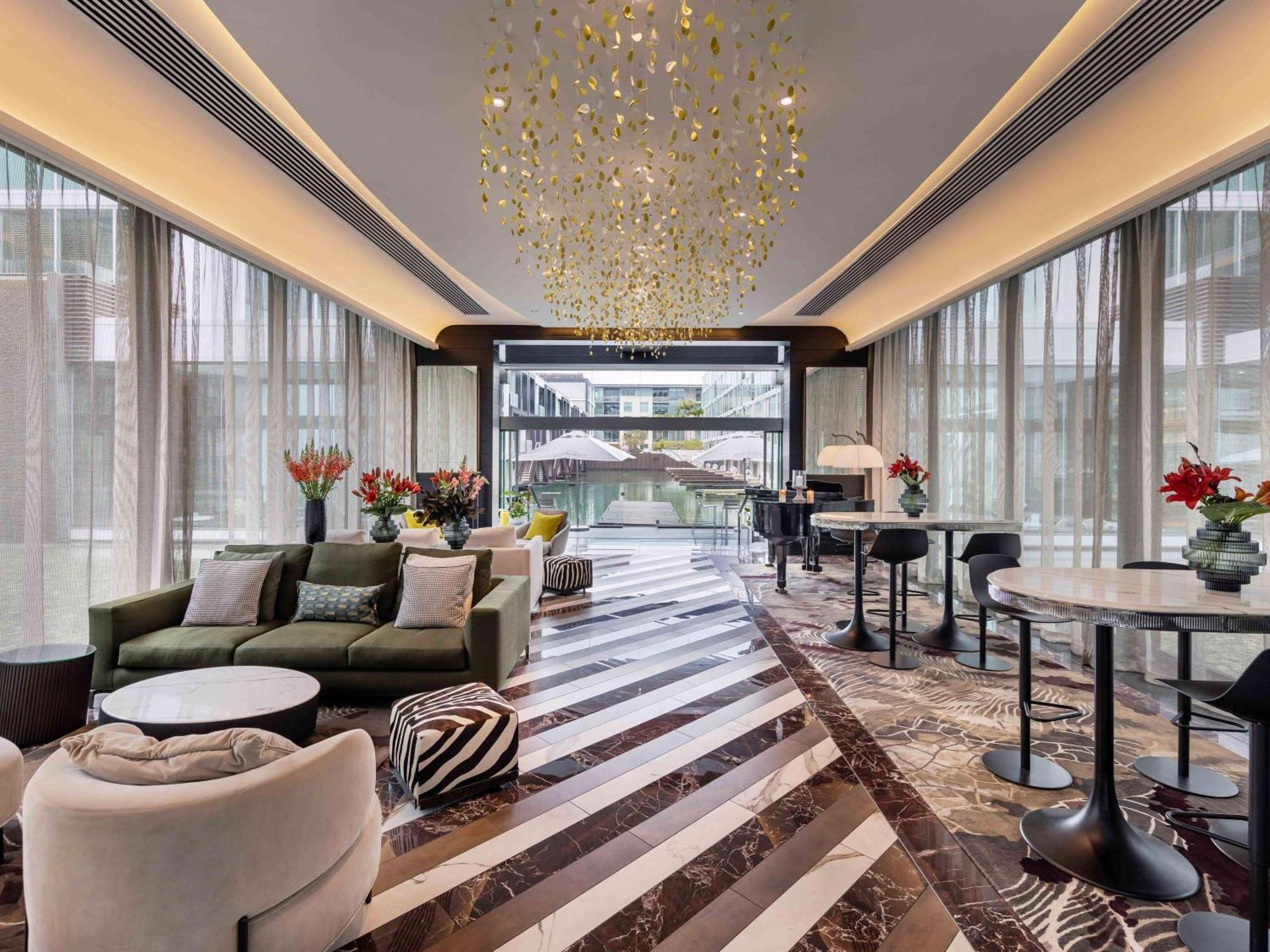 Hotel Sofitel Viaduct Harbour 5*