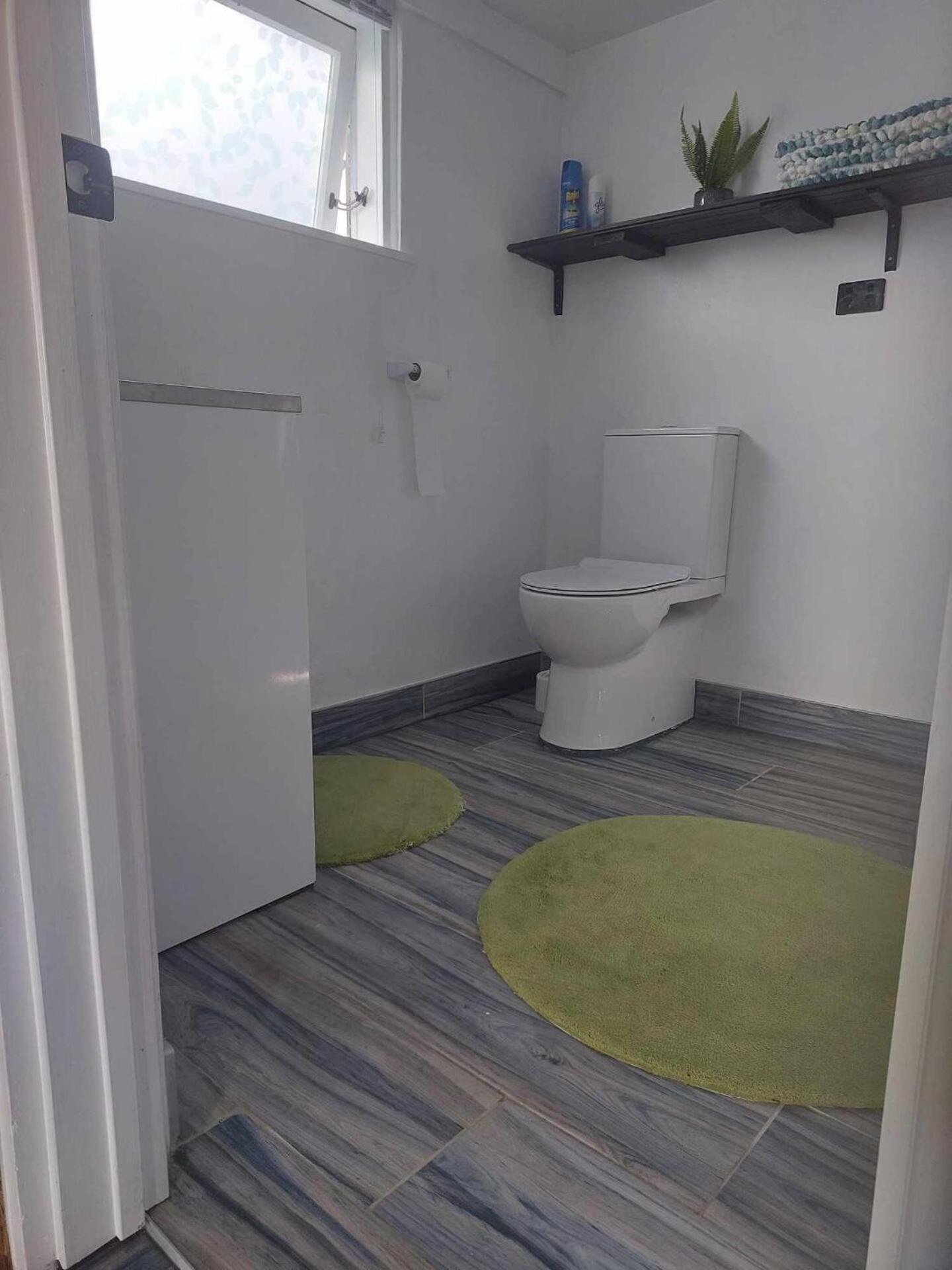1 Bed 1 Bathroom W Parking Wi-fi Netflix *