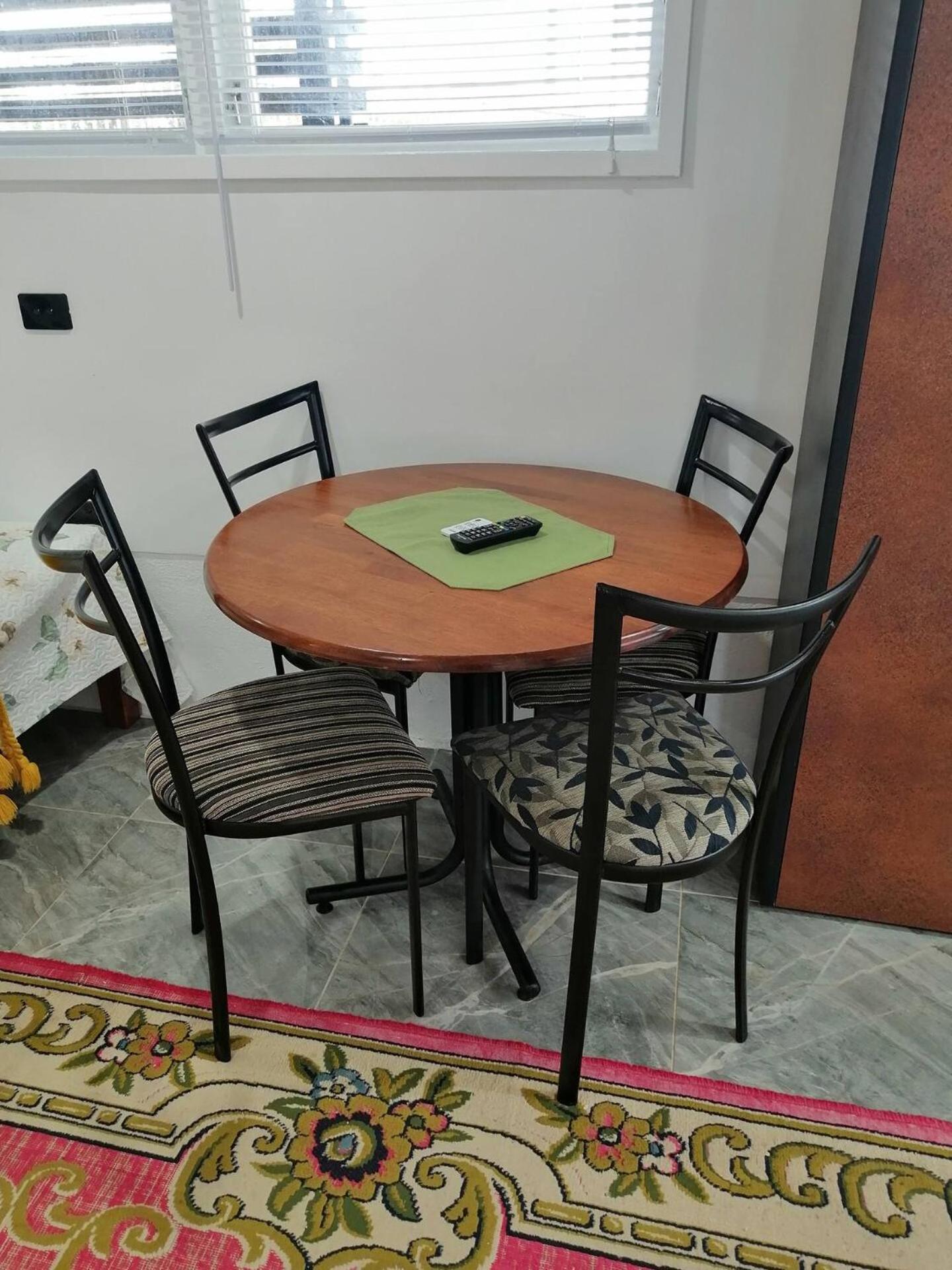 1 Bed 1 Bathroom W Parking Wi-fi Netflix Auckland