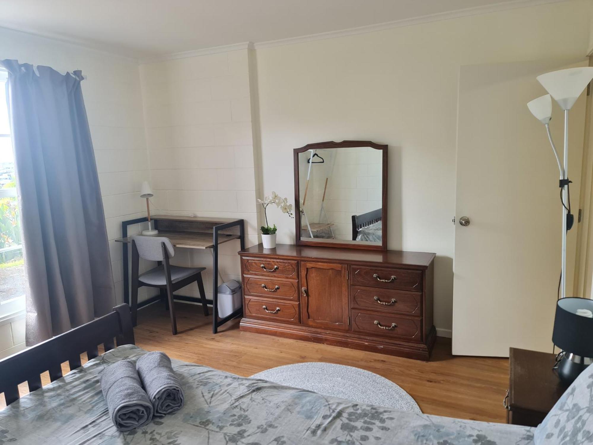Hillcrest House Homestay