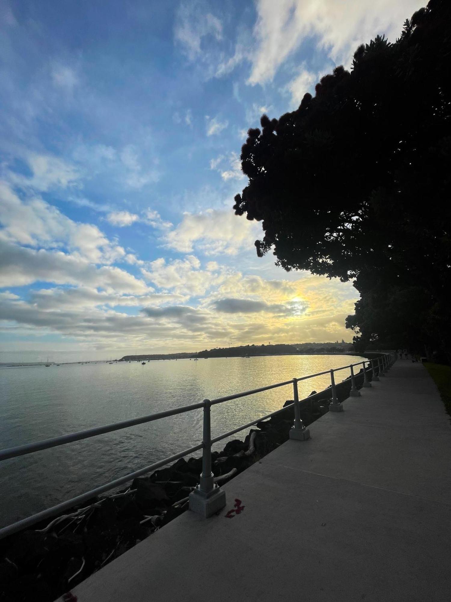 Luxury - Parking - Hot Tub - Stunning Views Apartment