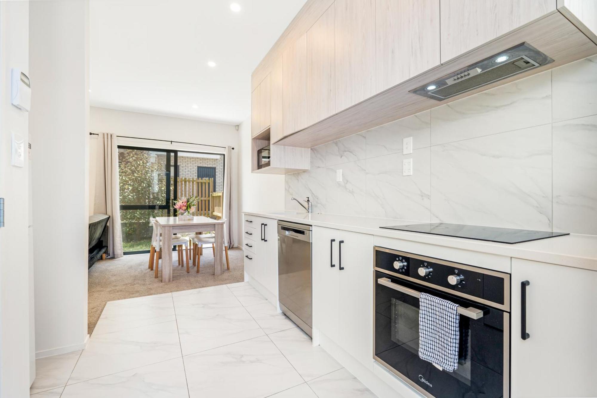 Cozy Brand New Townhouse 20 Auckland