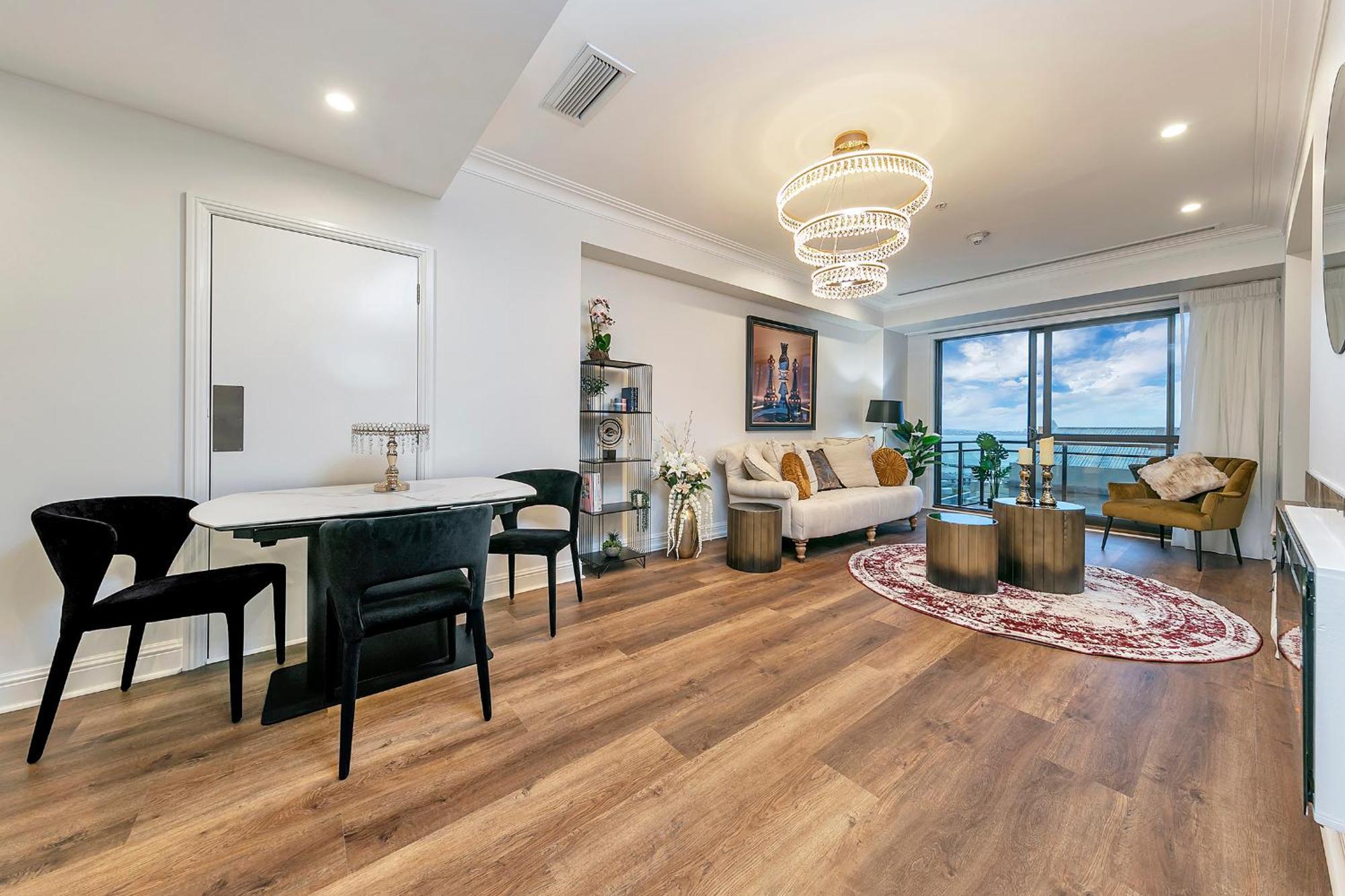 Apartment Royale Palace - Rooftop Pool &spa Auckland