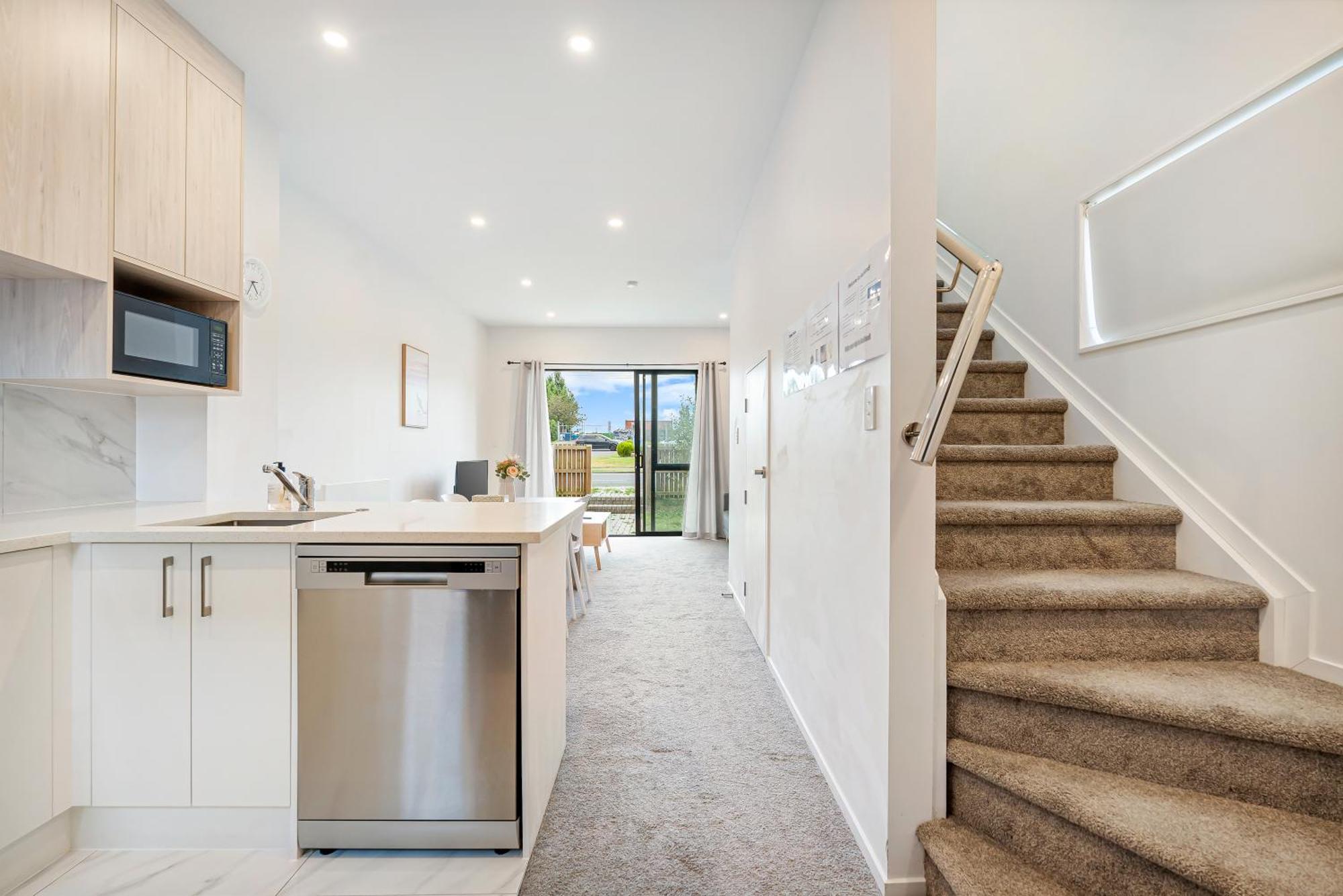 Cozy Brand New Townhouse 6 * Auckland