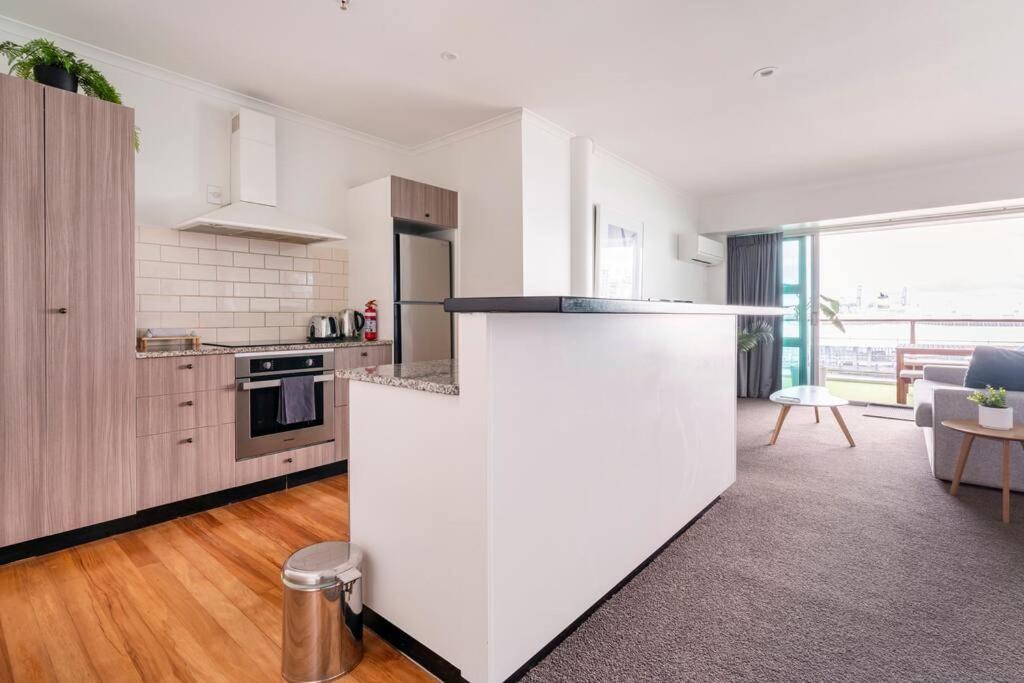 Luxury With Stunning Harbour & View