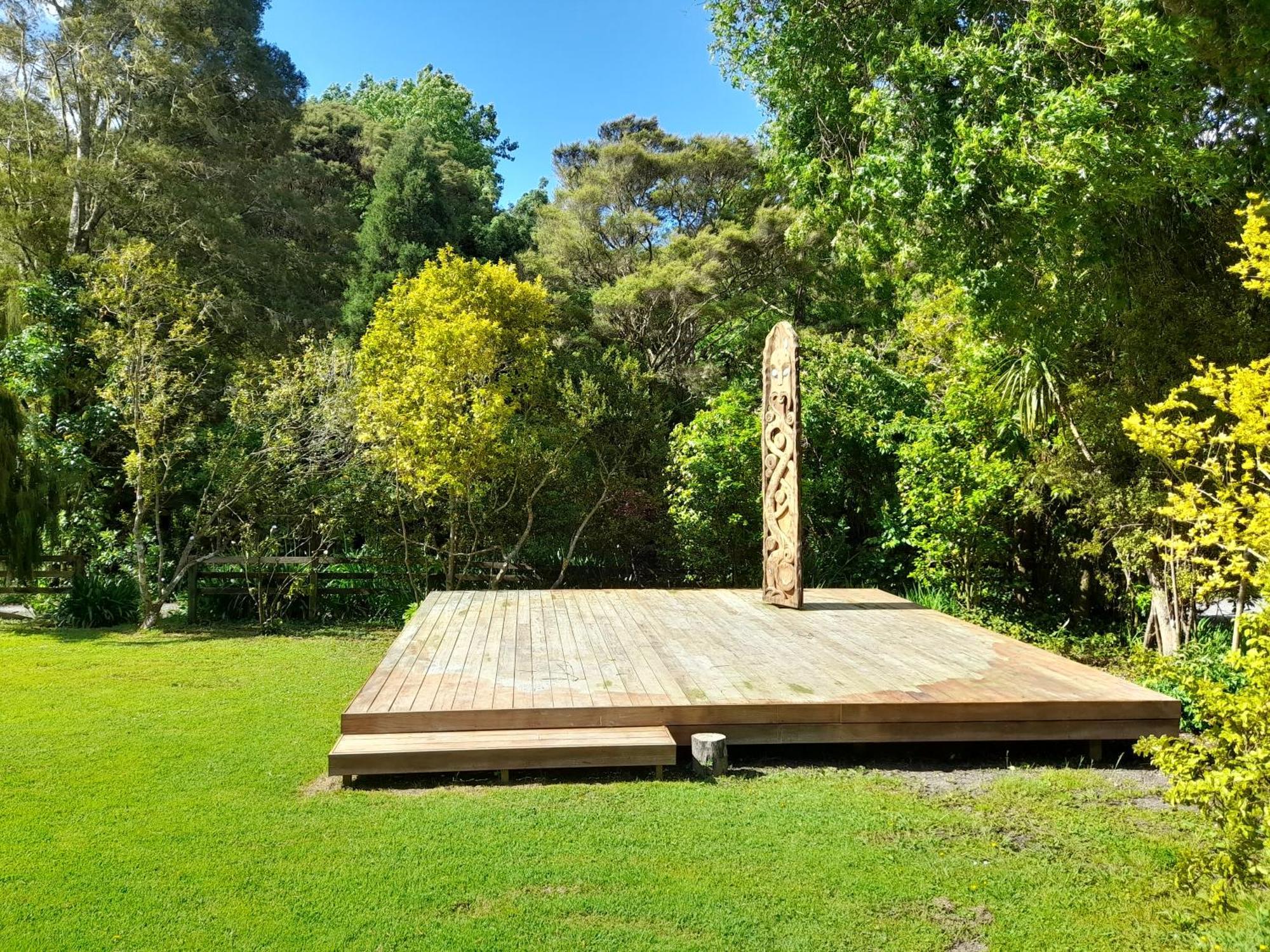 Resort Kawai Purapura Yoga Retreat Centre Auckland