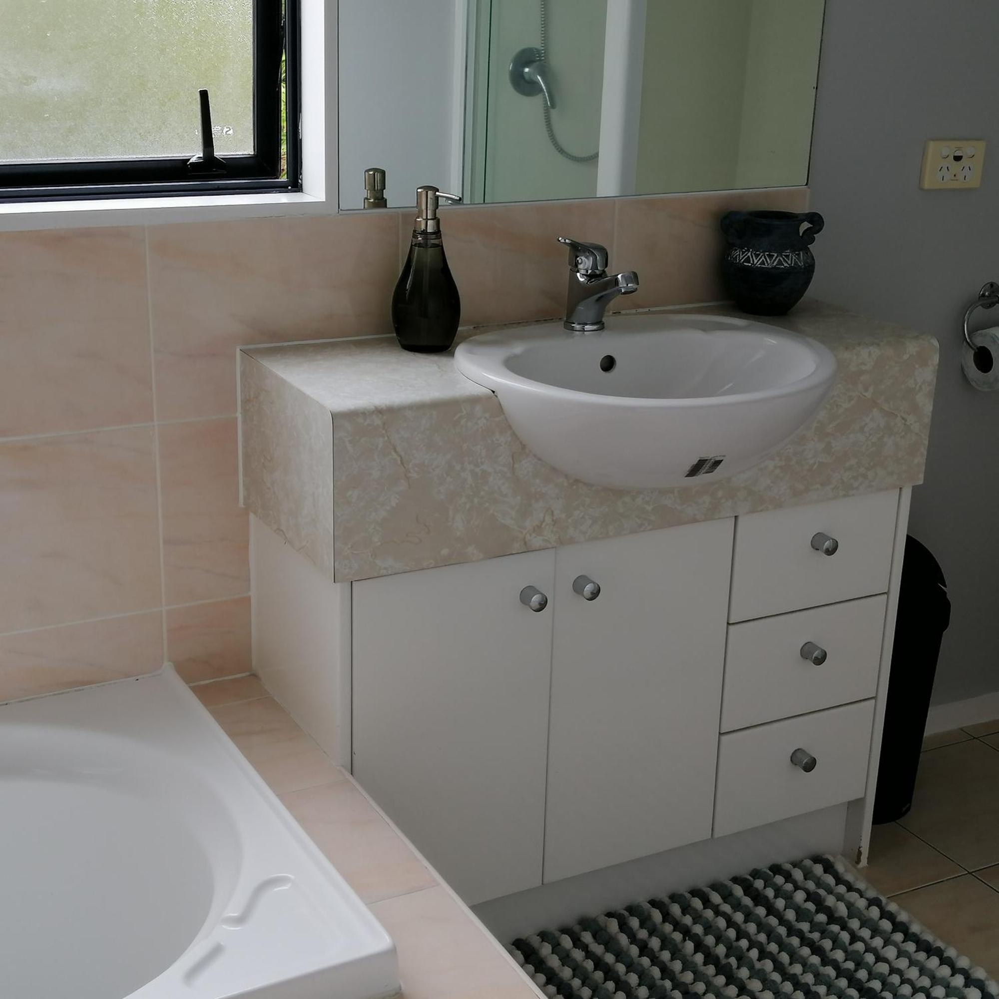 Homestay Double With Shared Bathroom *