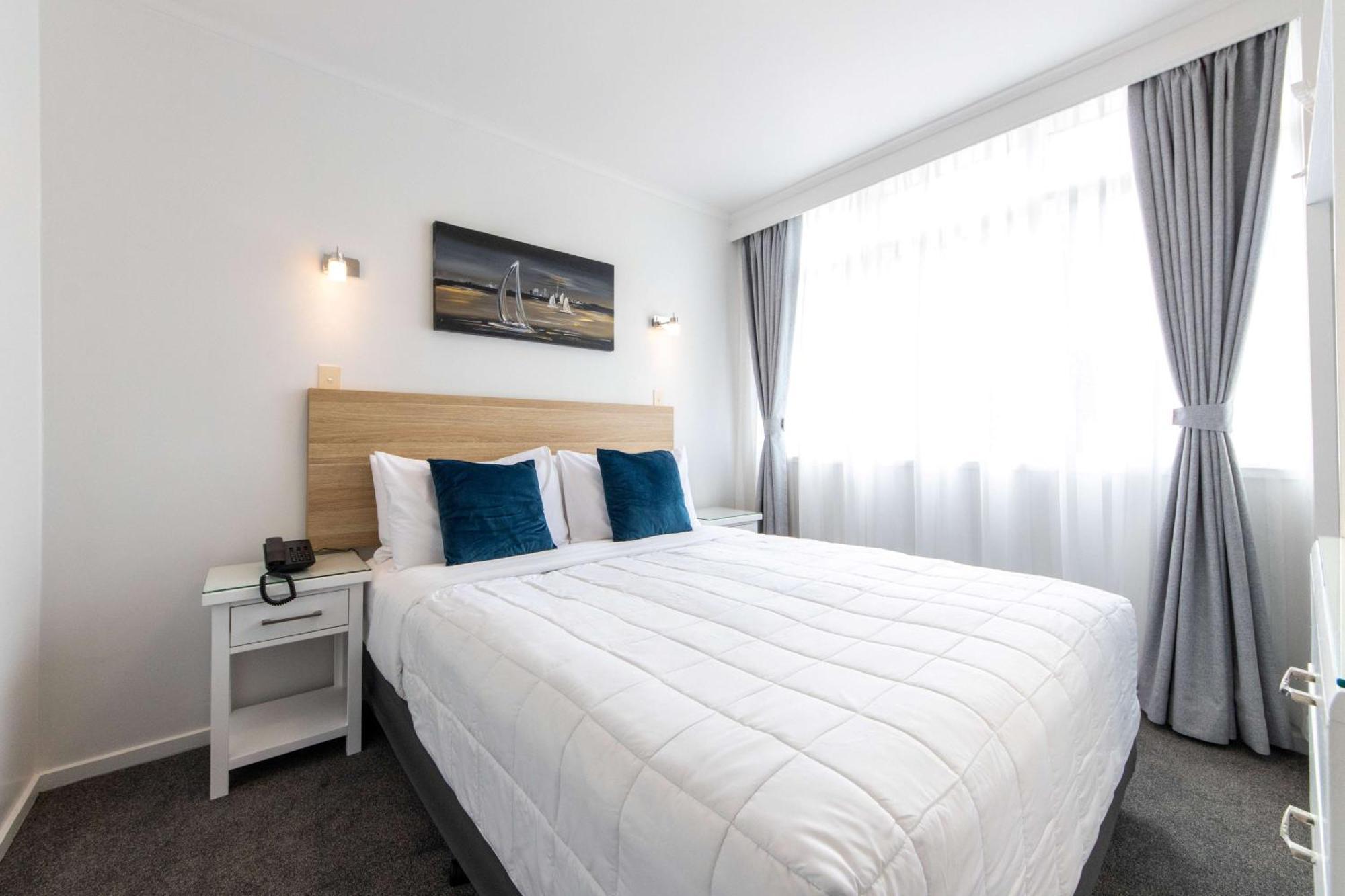 Aarangi Motel