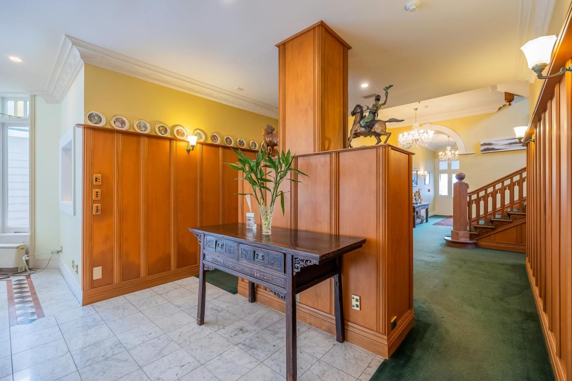 Aachen House 4* Auckland
