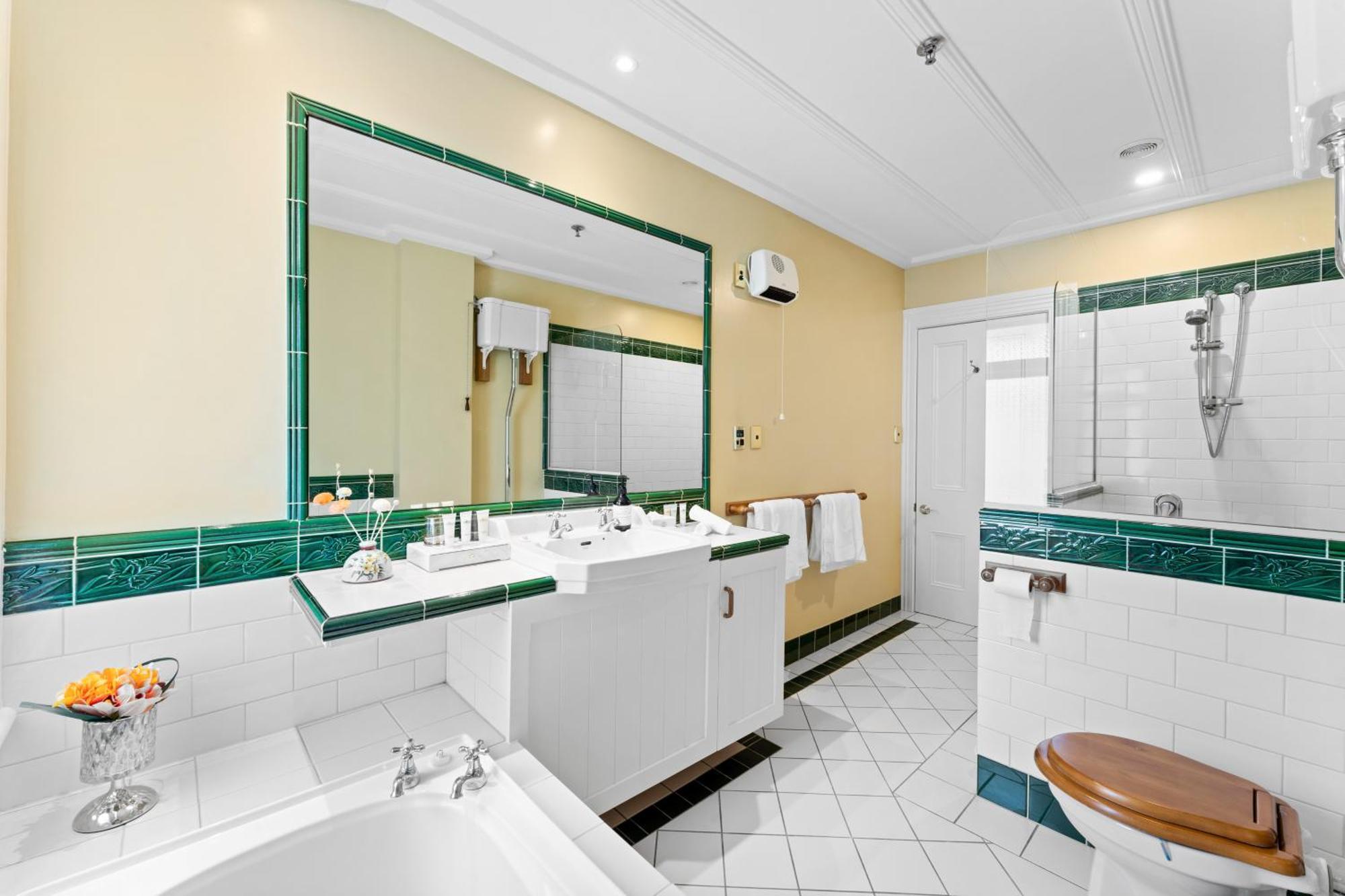 Hotel Aachen House 4*