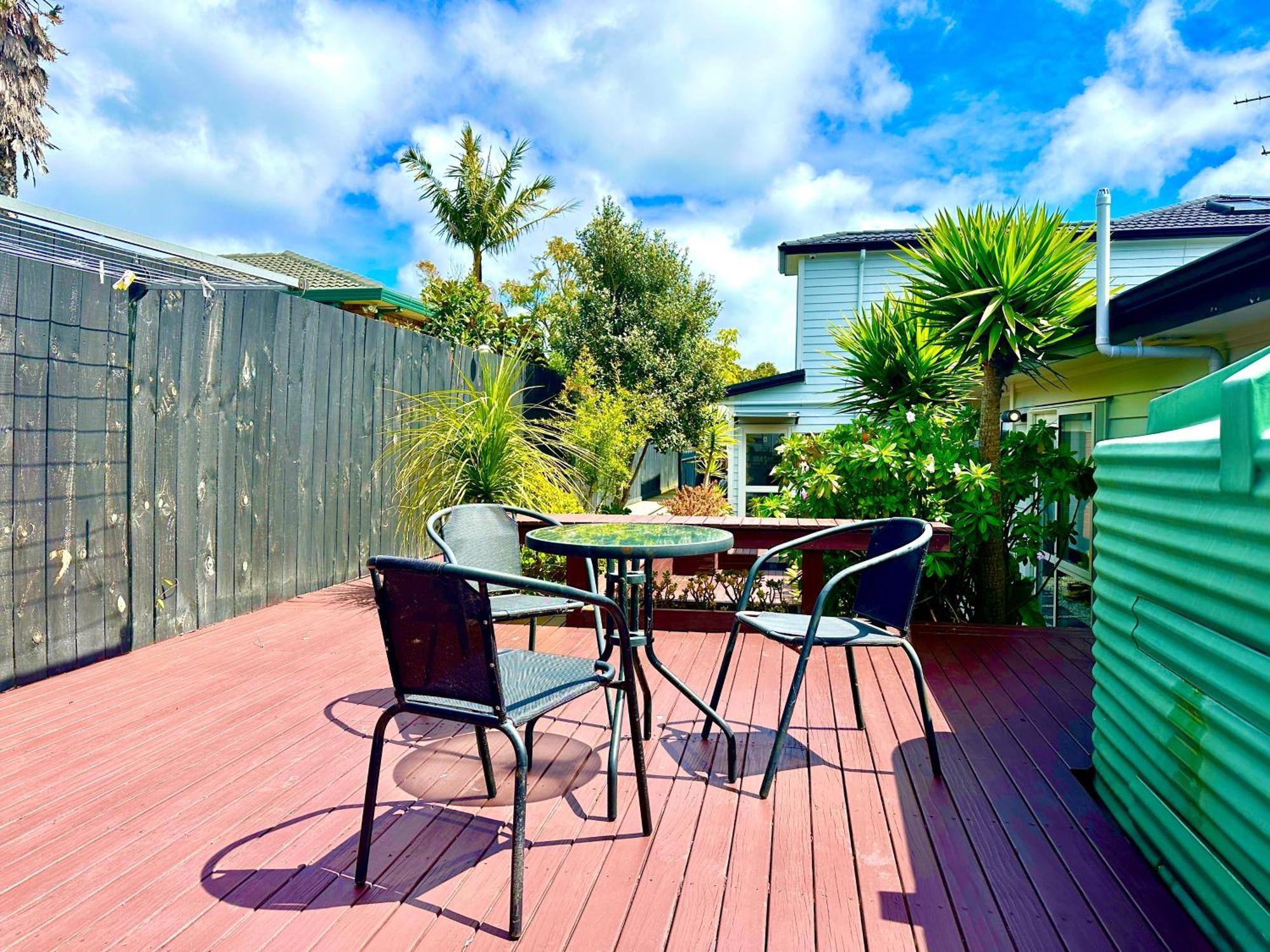 Modern Private 2 Bedroom Home-unit In Albany With Netflix *