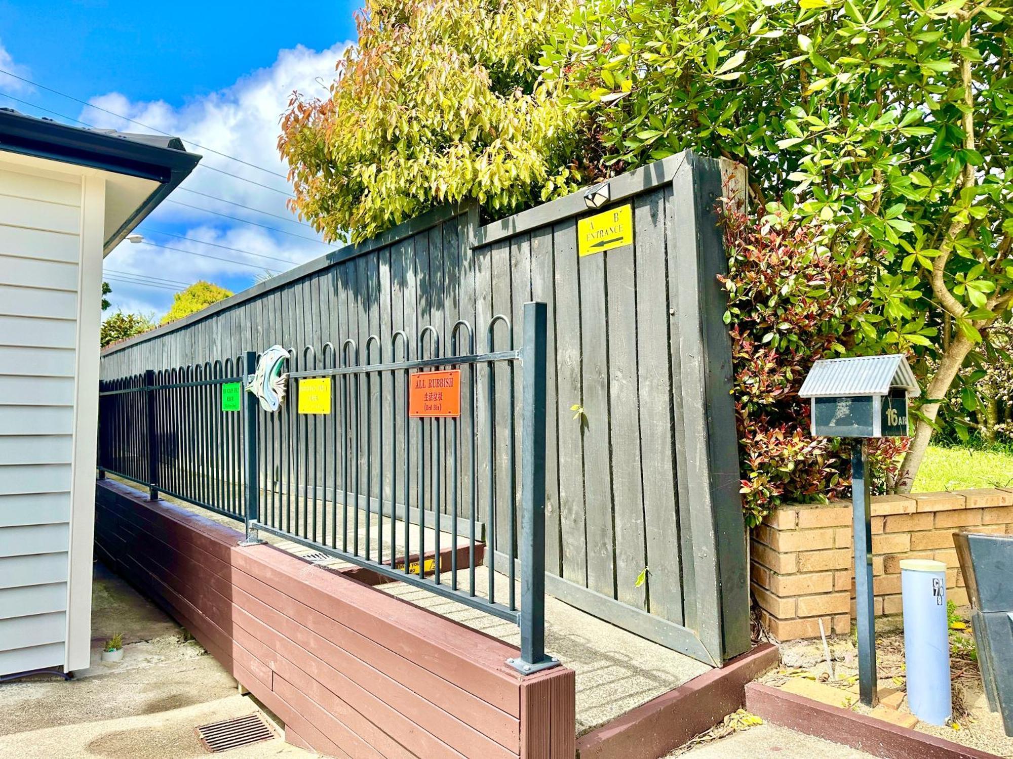 Albany Modern Private 2 Bedroom 2 Bathroom With Full Kitchen Netflix Holiday home *
