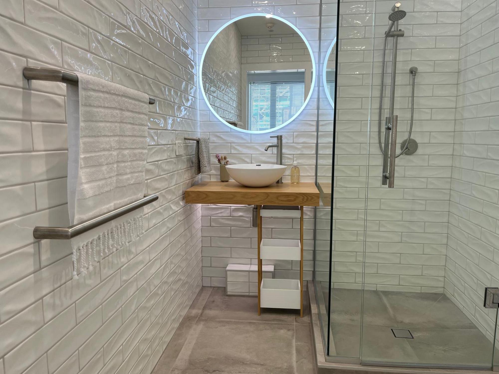 66 Express Luxury In New Market Apartment