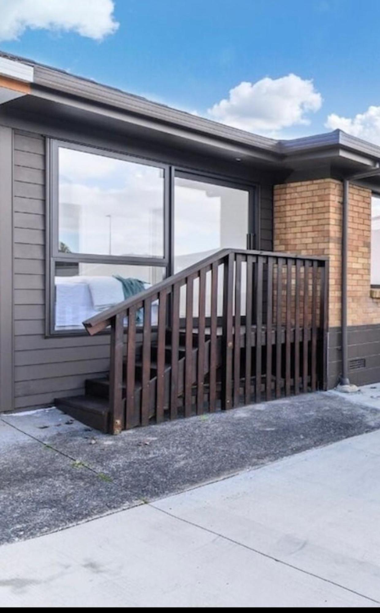 Matuhi Deluxe With Kitchenette Auckland