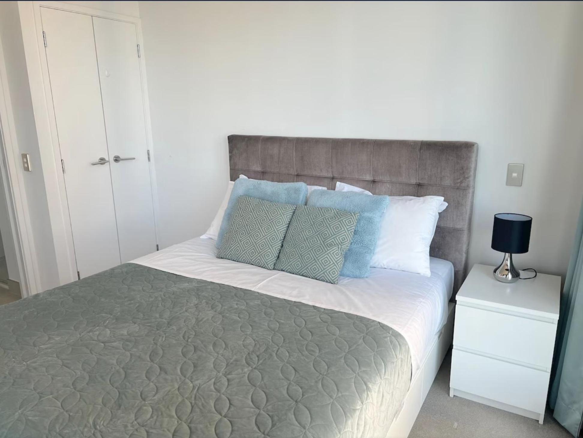 Apartment Magnificent Skytower, Sea, Habour View In Cbd Auckland