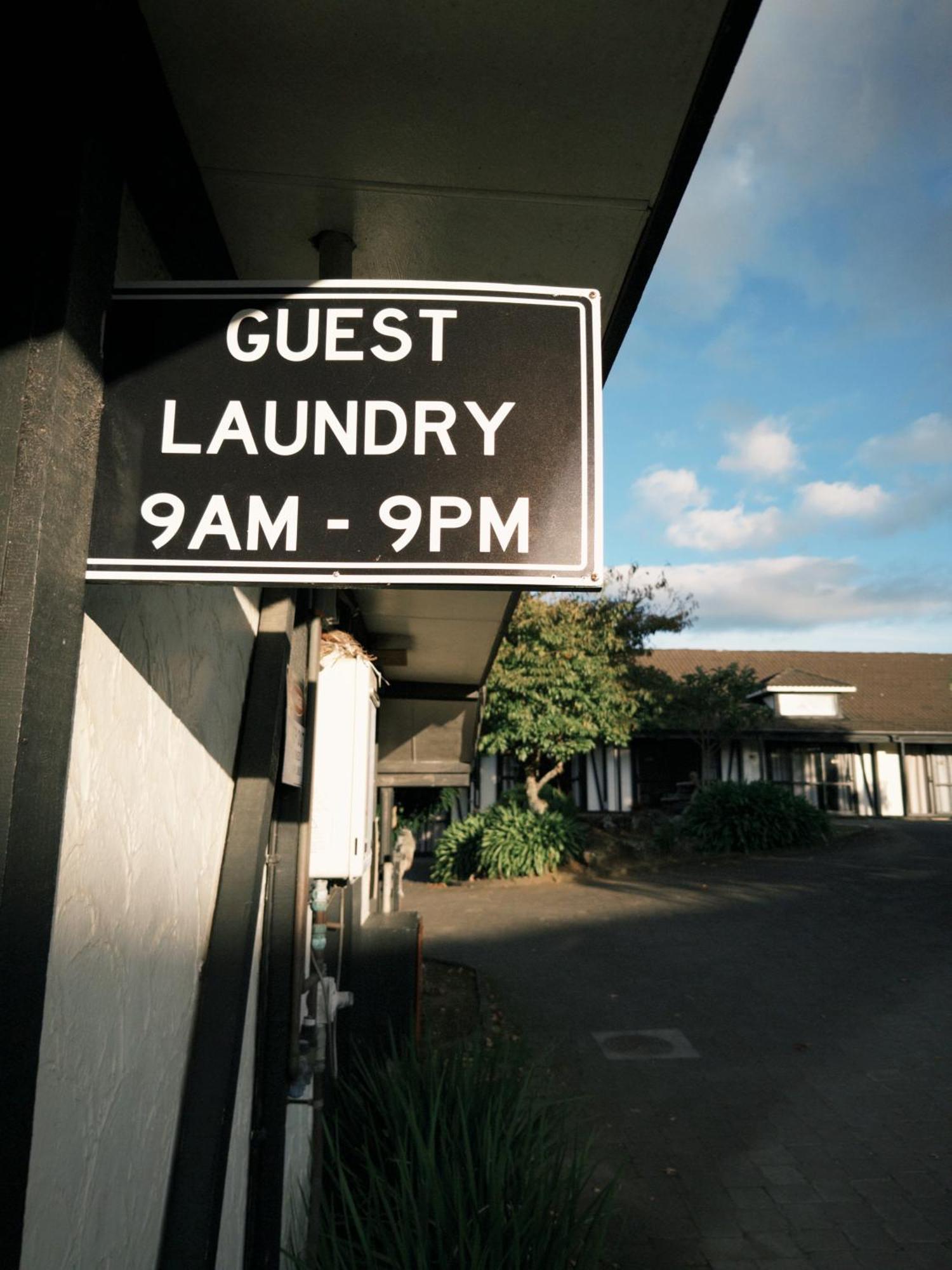 Oakwood Manor Motor 3*