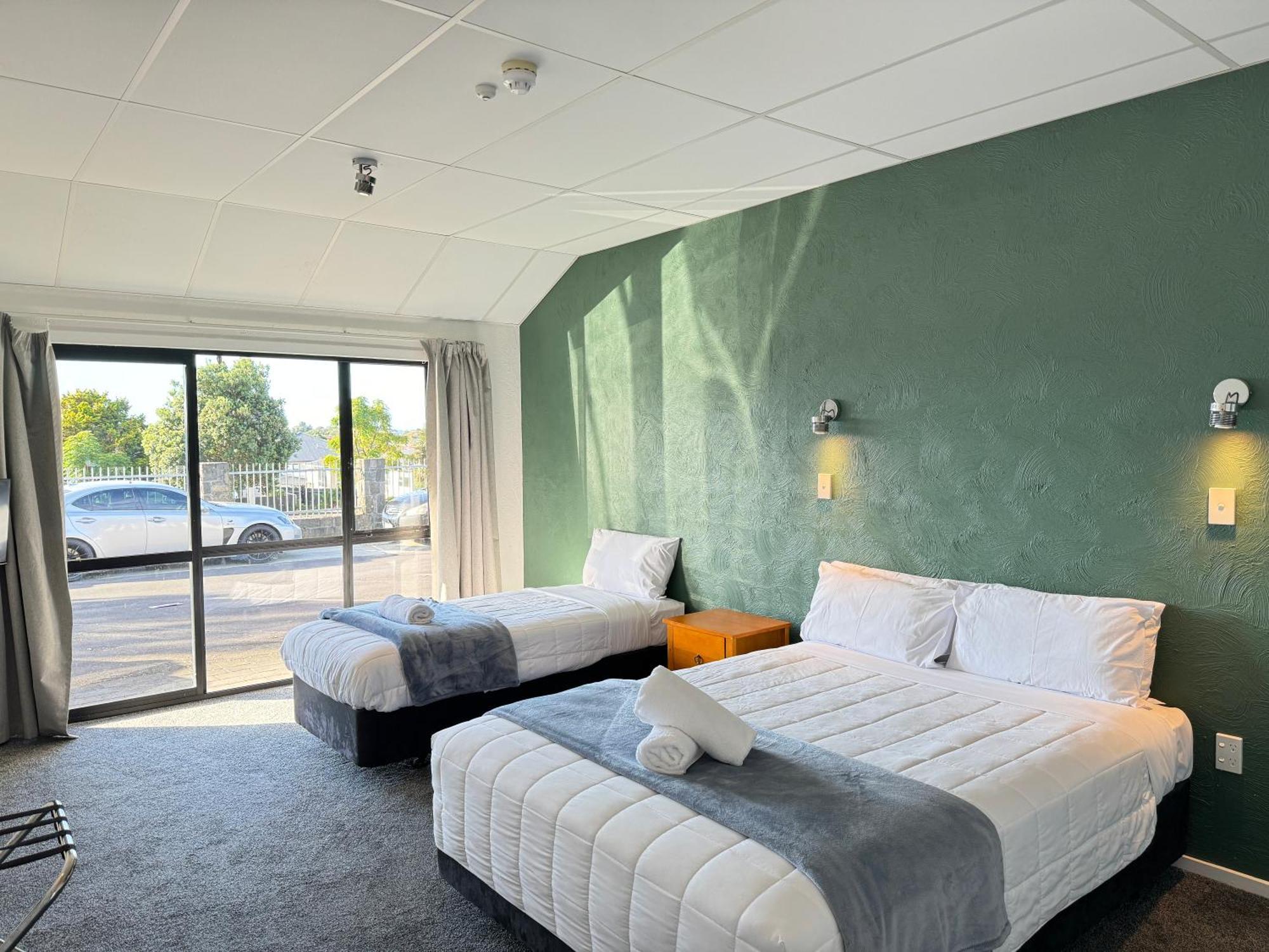 Motel Oakwood Manor Motor