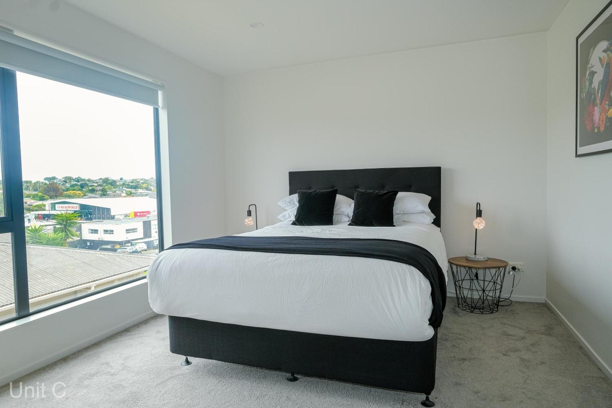 Modern Howick Town House Fibre Wifi Netflix *
