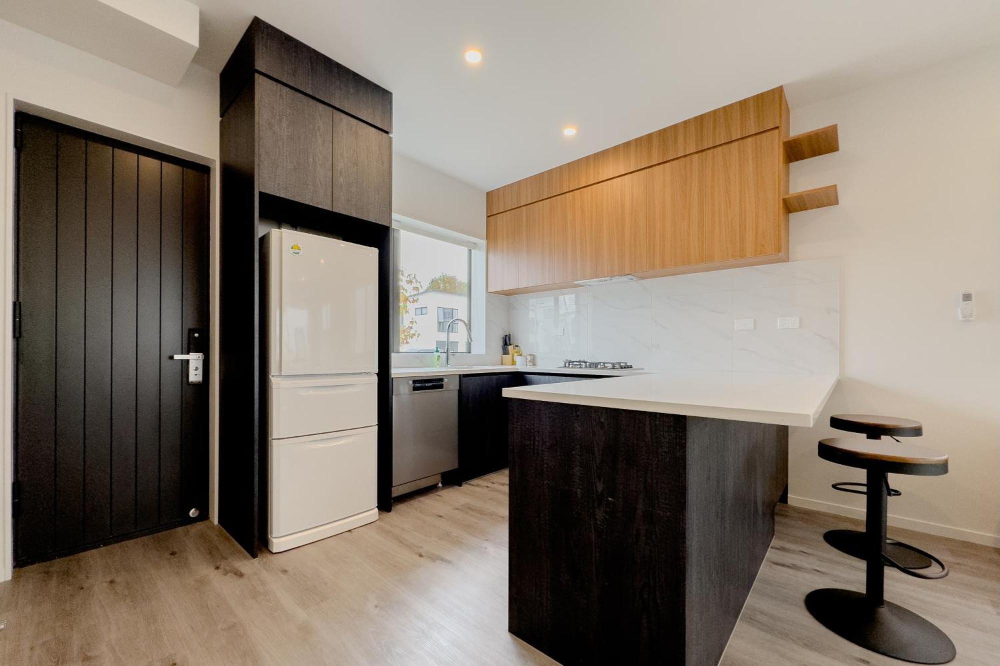 Modern 3-bds Townhouse In South Holiday home