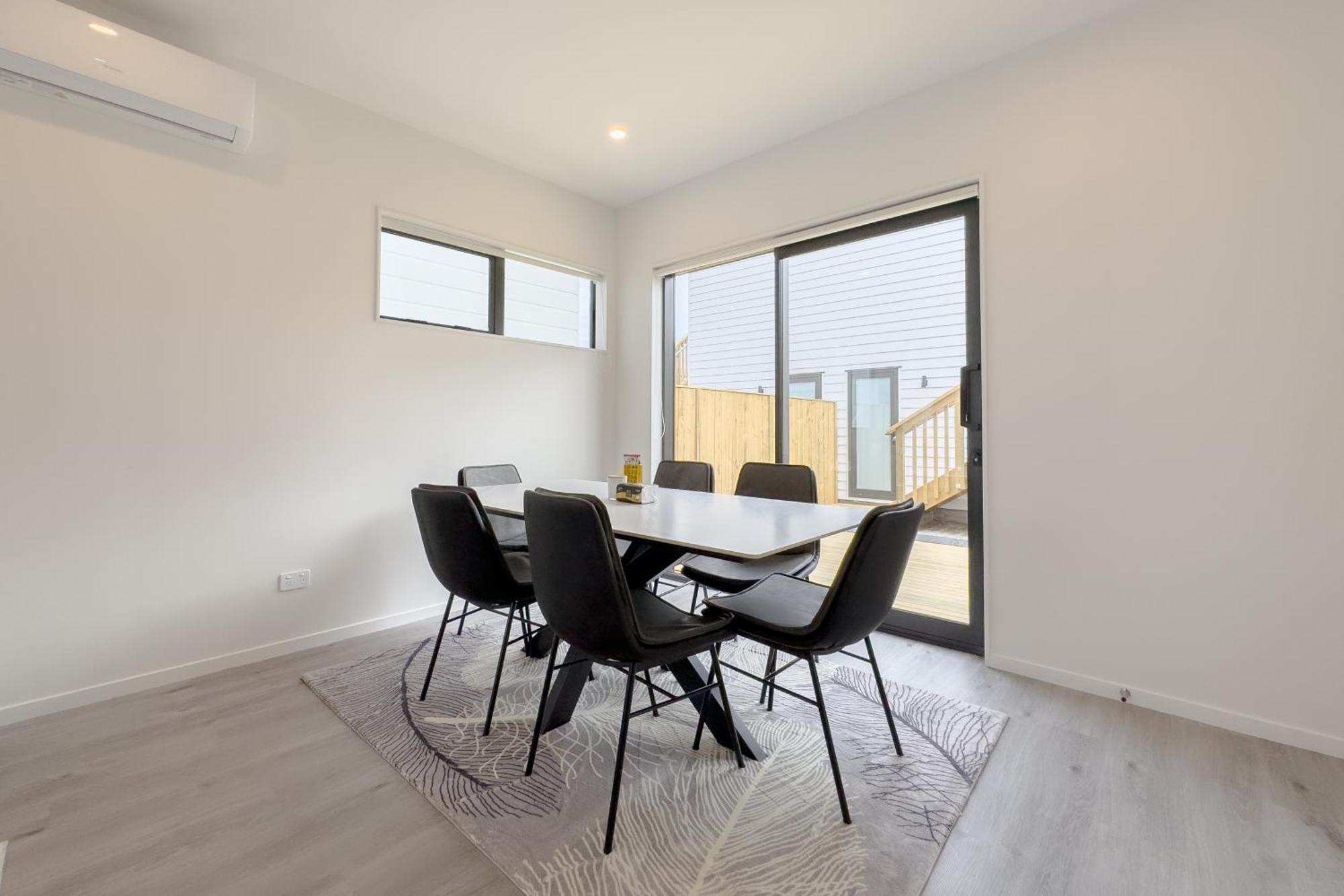 Modern 3-bds Townhouse In South Holiday home Auckland