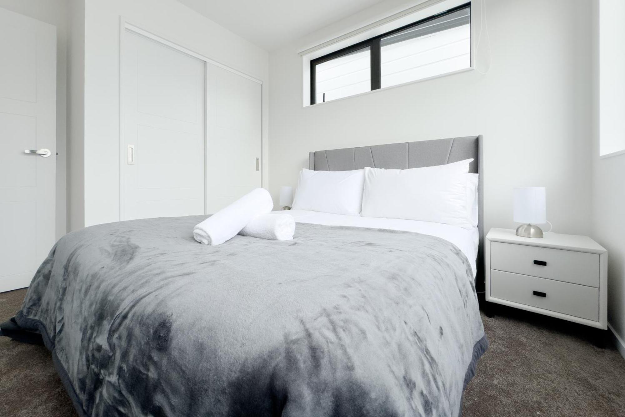 Modern 3-bds Townhouse In South Holiday home