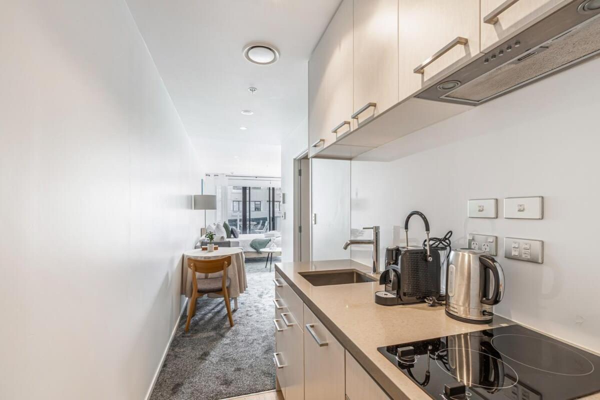 + Private Balcony * Auckland