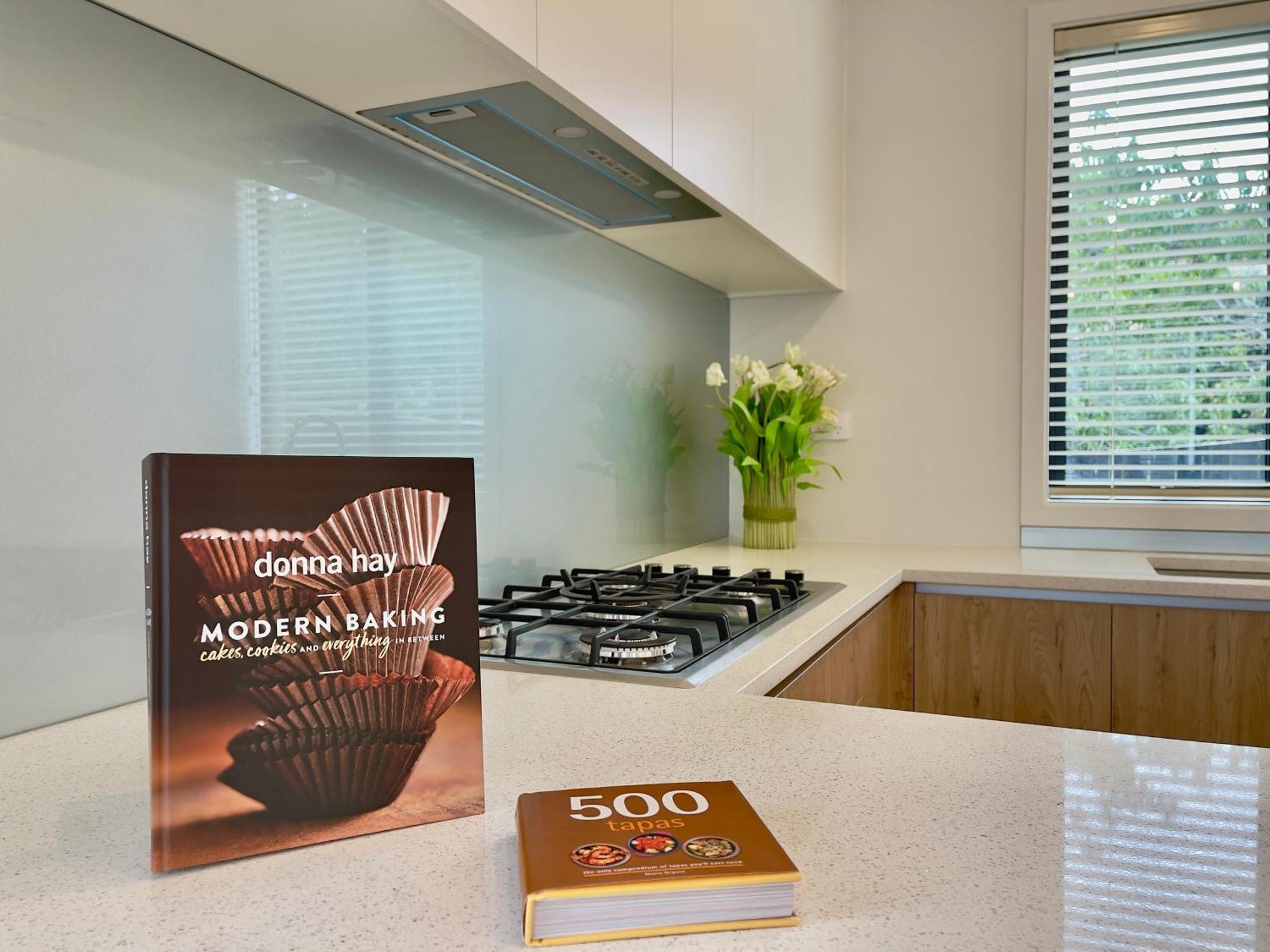 Sky Stars Brand-new Comfortable 3 & 4-bedroom Villa Auckland