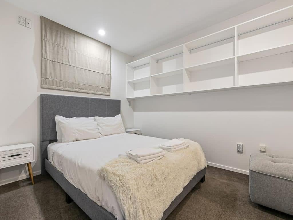 Apartment Beautiful Sky Tower View Near K' Road W/ Free Parking *