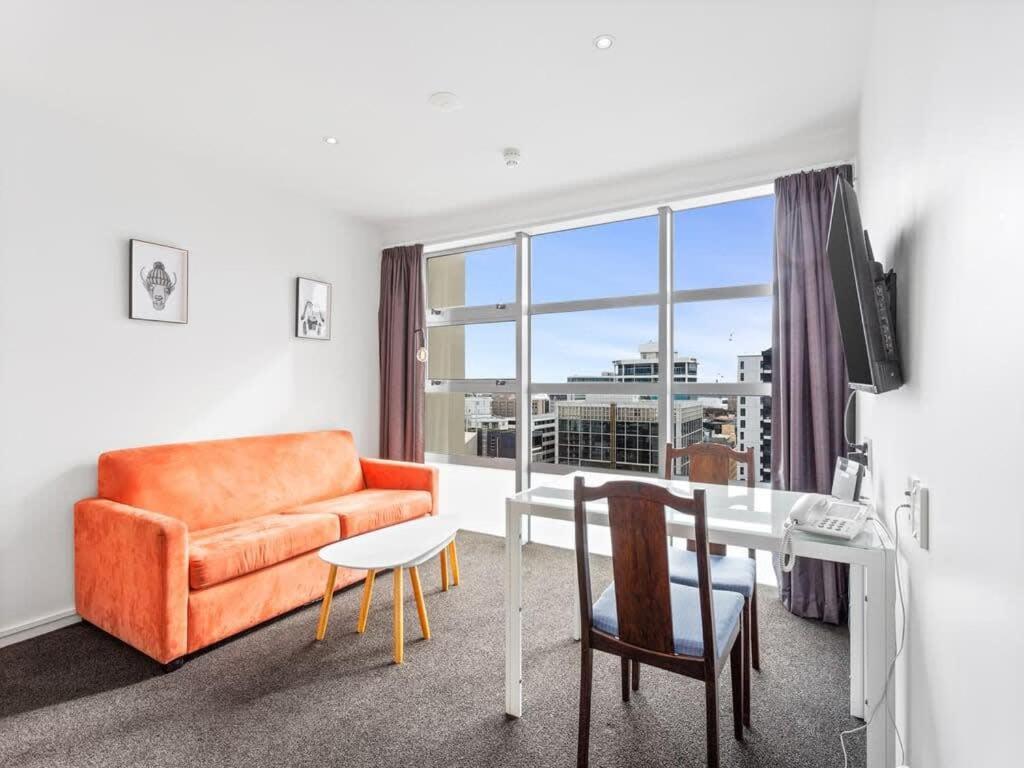1br Auckland