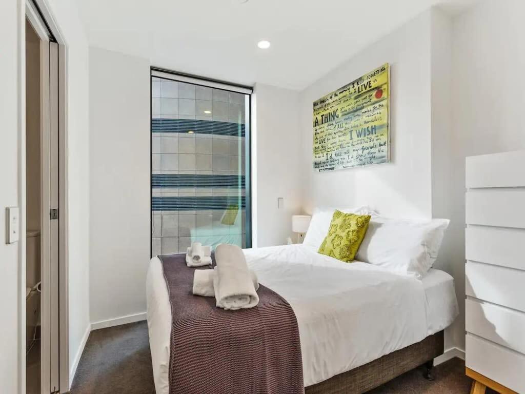 Two Bedroom - Large Balcony Apartment *