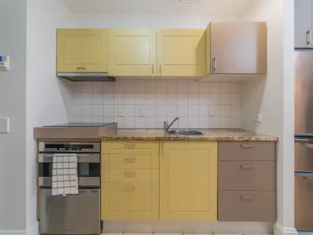 Spacious - Free Parking Gym And Pool Access * Auckland