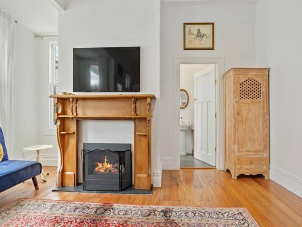 Cheerful 1 Bedroom With Free Parking *